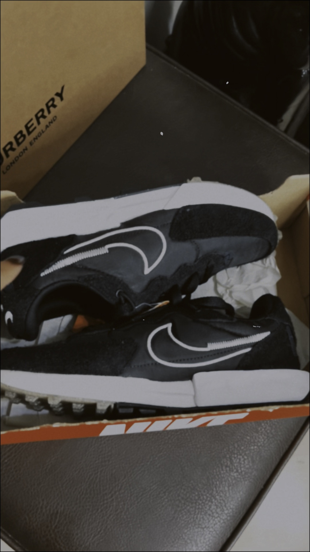 Unboxing my NIKE FONTANKA WAFFLE 🖤
#diasdasmaesLTK

#LTKbrasil #LTKGiftGuide #LTKfit