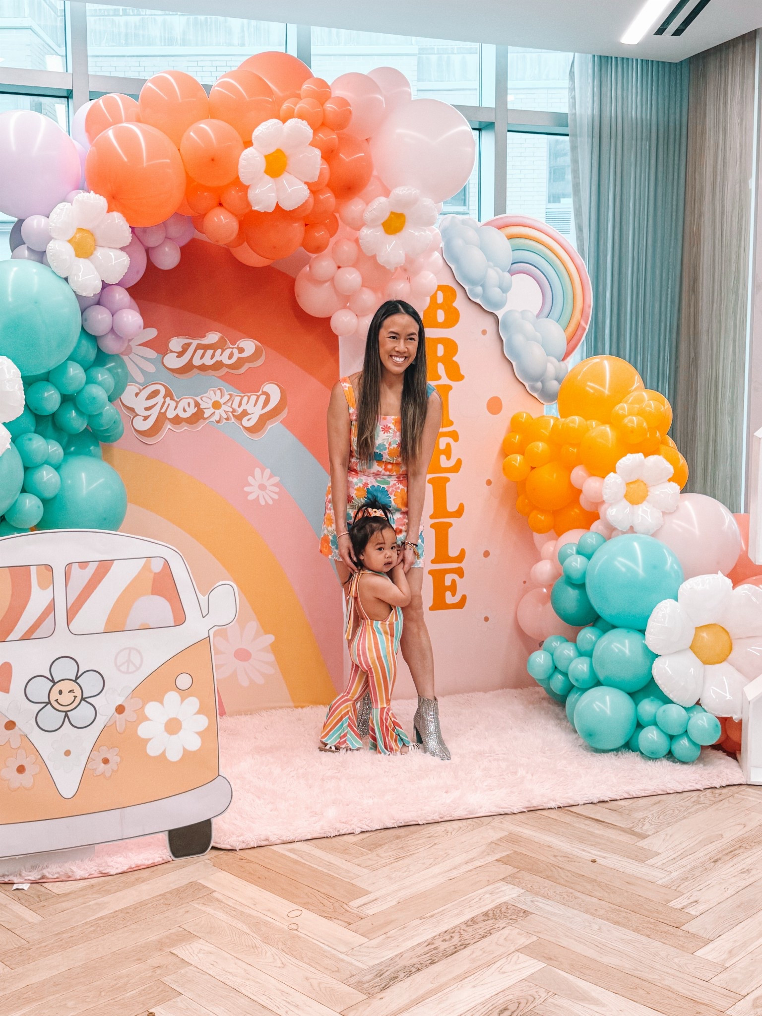 Two groovy party #twogroovy #groovyparty #twogroovyparty 