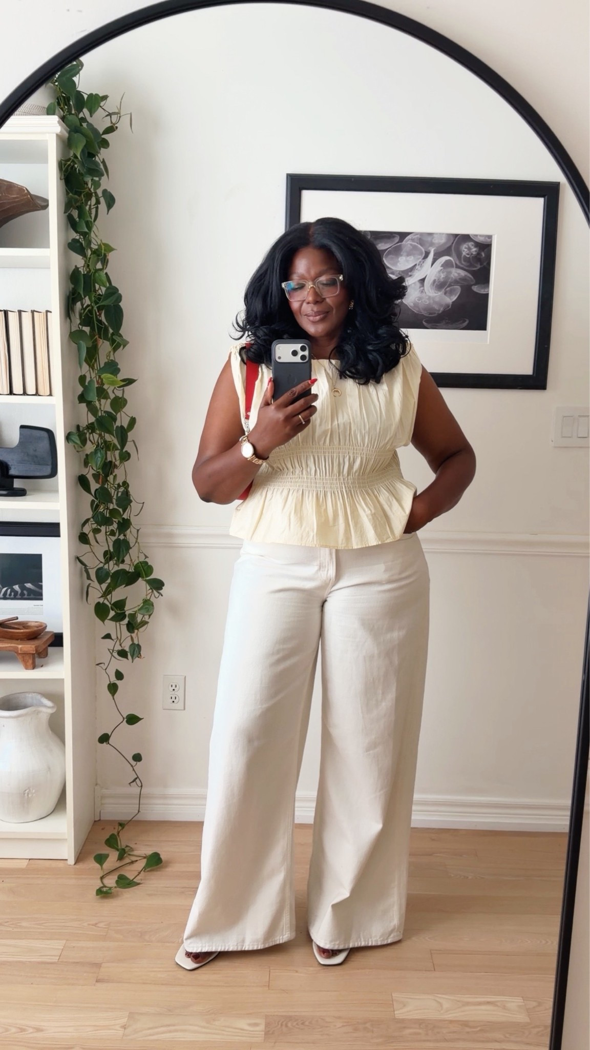 My favorite pair of of white jeans. I wearing a size 16 long.

#LTKplussize #LTKmidsize #LTKsummer