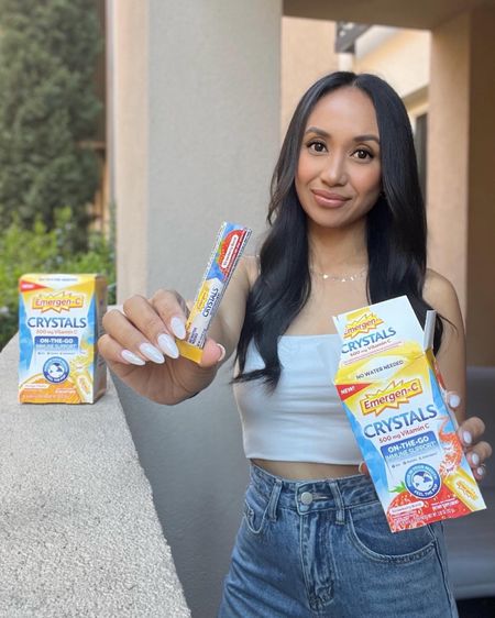 #ad If you thought that the regular @emergenc was convenient, wait til you try the new Emergen-C Crystals!! #TargetPartner I’m literally obsessed. You eat them straight from the packet and they taste SO good! They even have some for kids too. Find them at @target!  #EmergenCrystals #ThrowItBackThursday #TIBT #tbt 

#LTKFind #LTKkids #LTKfamily