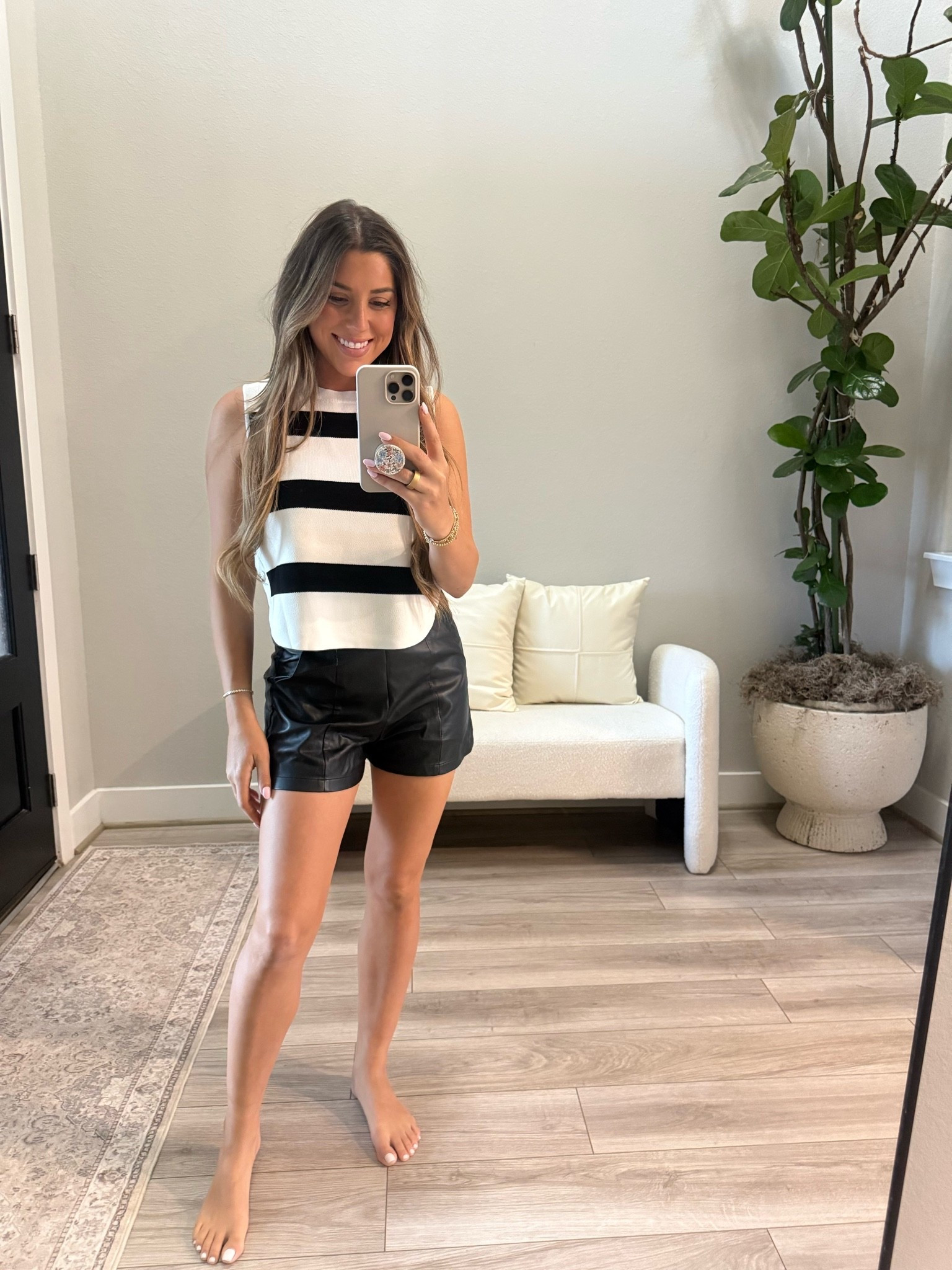 This top just came back in stock! Im wearing a medium!

#LTKgrwm #LTKootd #LTKSaleAlert