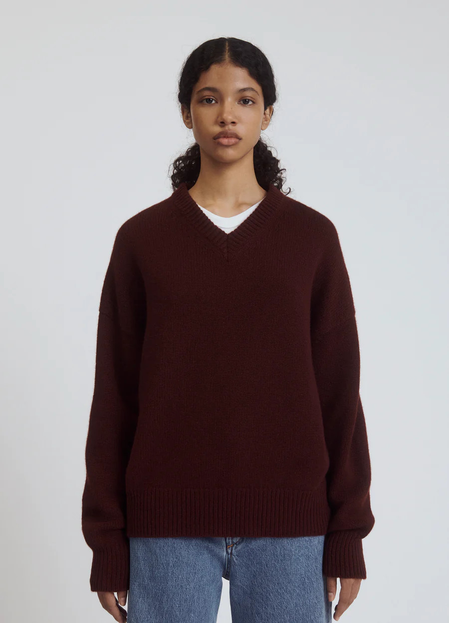 Balla Slouch V-Neck in Burgundy | &Daughter