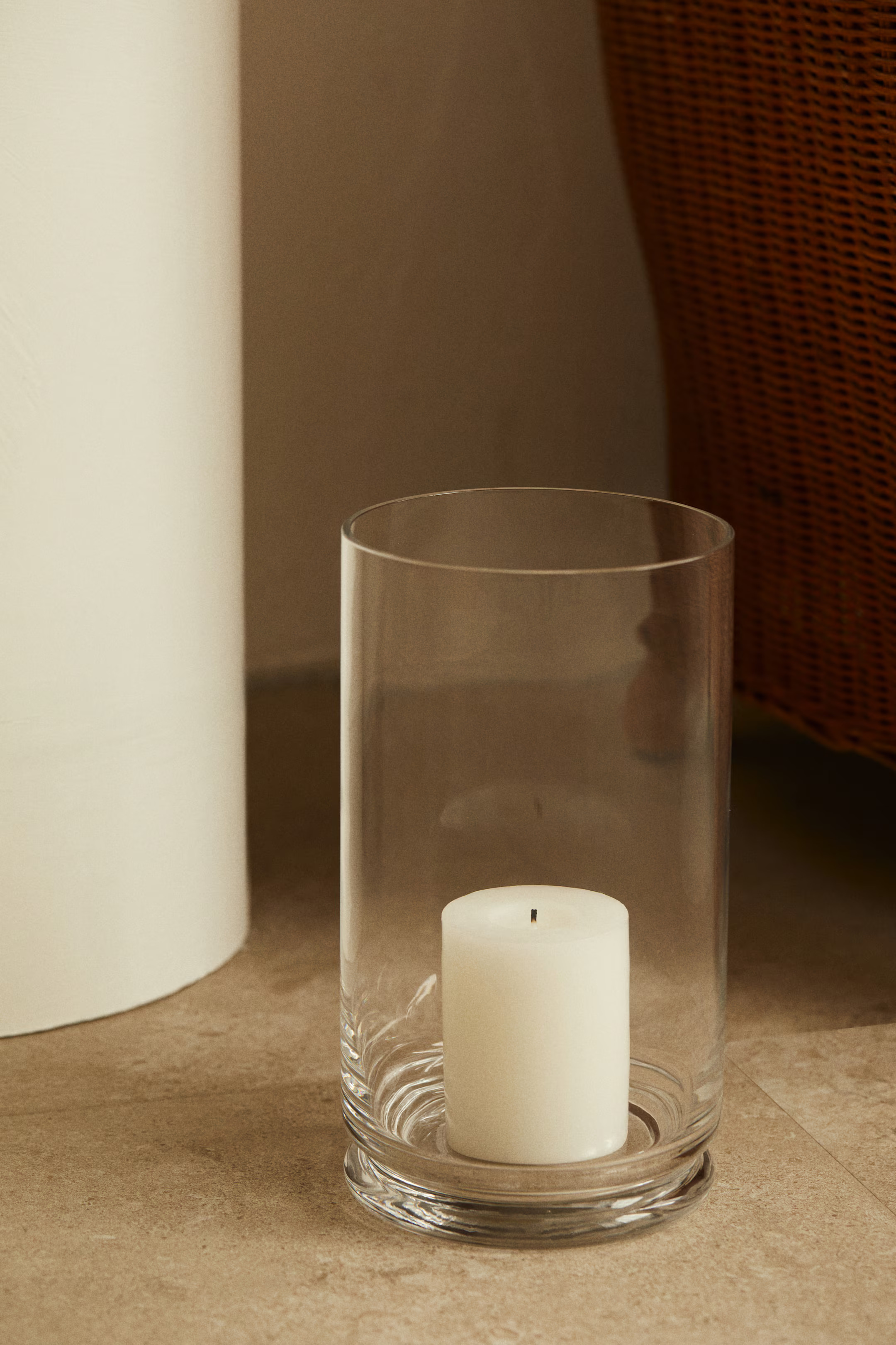 Clear glass Extra-large Glass Candle Lantern at H&M Home | H&M CA | H&M (US + CA)