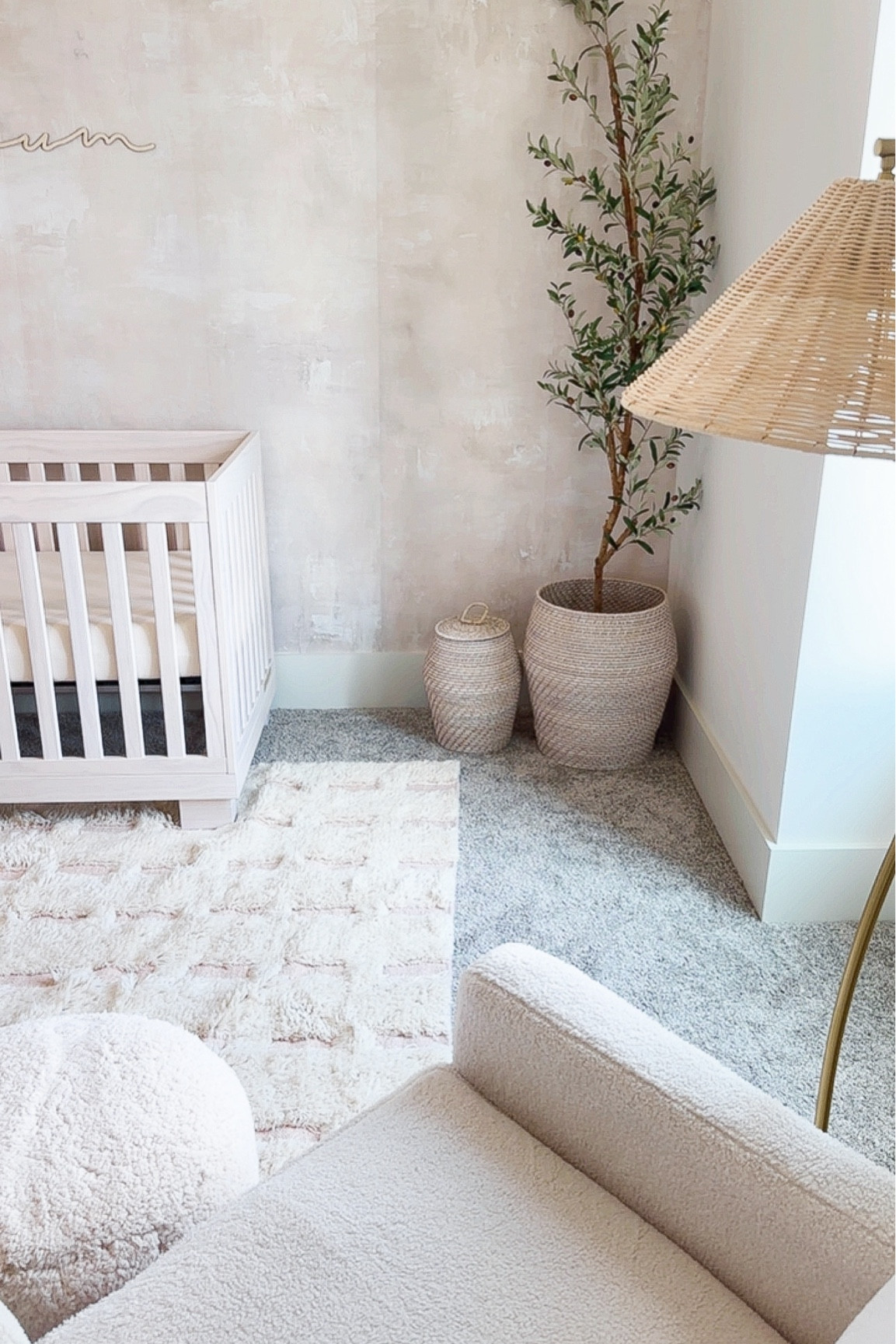 Nursery details 🤩✨ 

#LTKHome #LTKBaby #LTKFamily