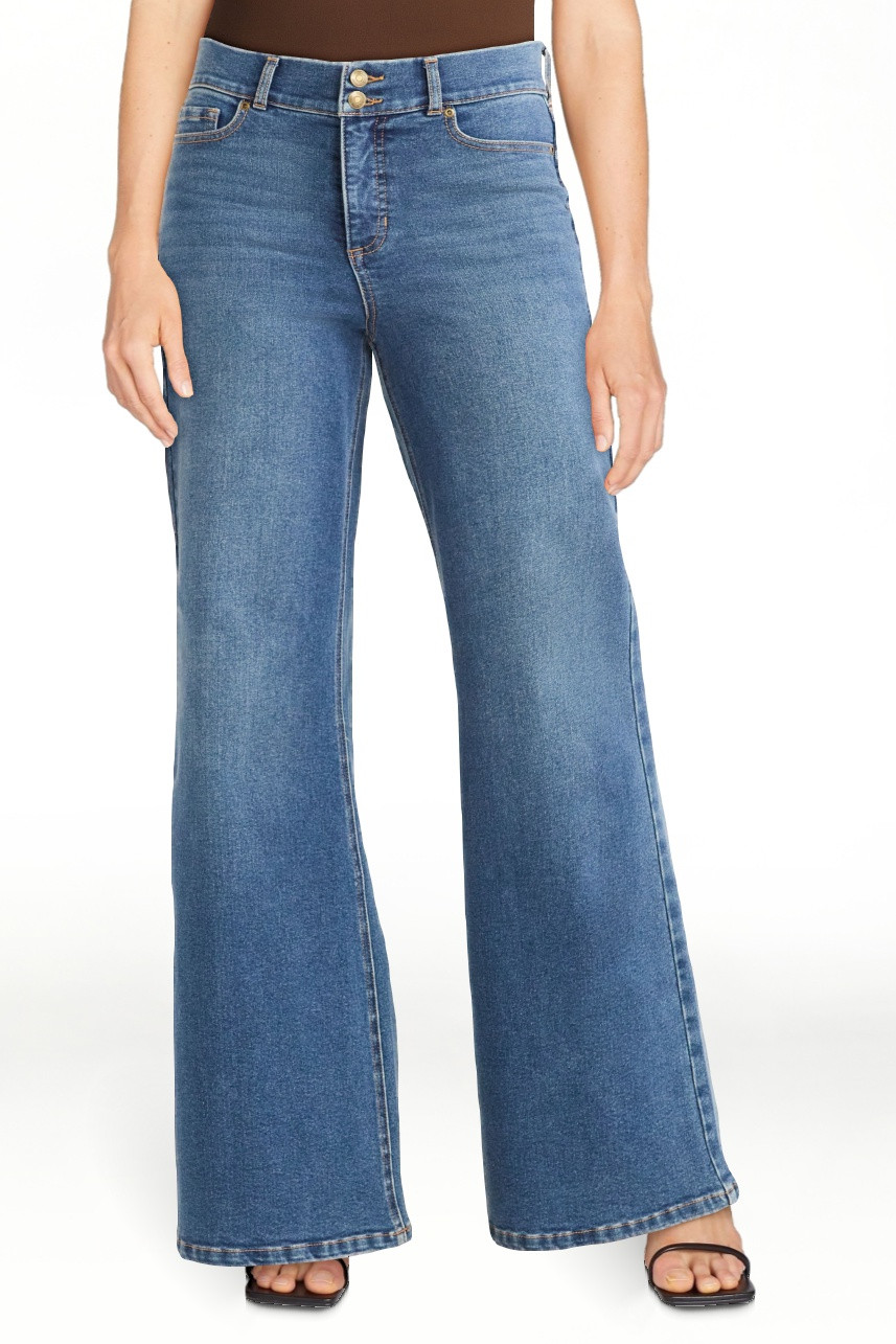Sofia by Sofia Vergara Women's and Women's Plus Margot Wide Leg High Rise Jeans, 30.5" and 32.5" ... | Walmart (US)