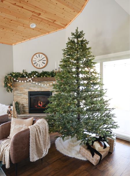 9 ft Prelit Rushmore Fir 

#LTKHoliday #LTKHolidaySale #LTKSeasonal