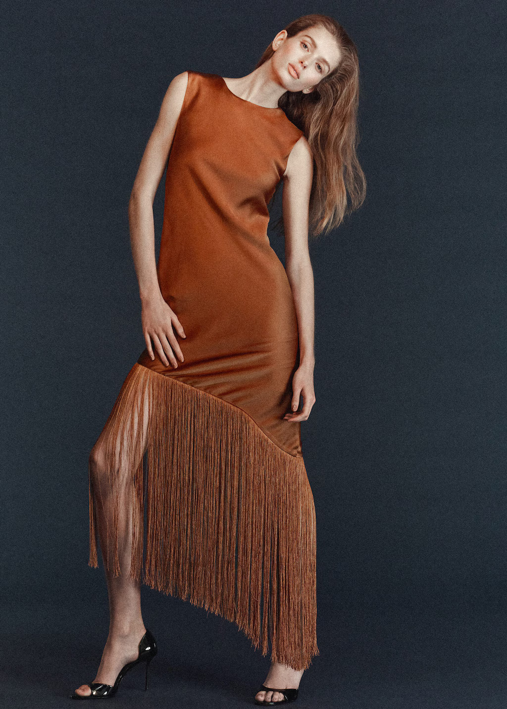 Asymmetrical satin dress with fringes caramel - Woman - 4 - MANGO | Mango (US/MX/AU)