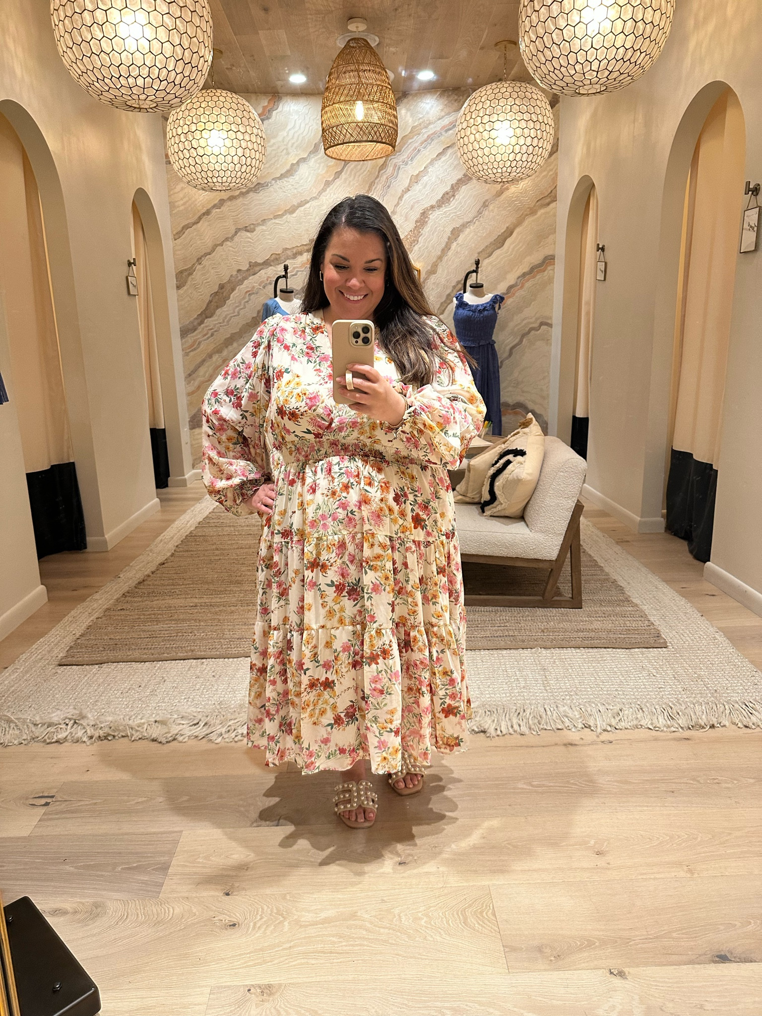 The perfect fall dress for family pics 🍂♥️ 


Arula, plus size

#LTKcurves #LTKSeasonal #LTKFind