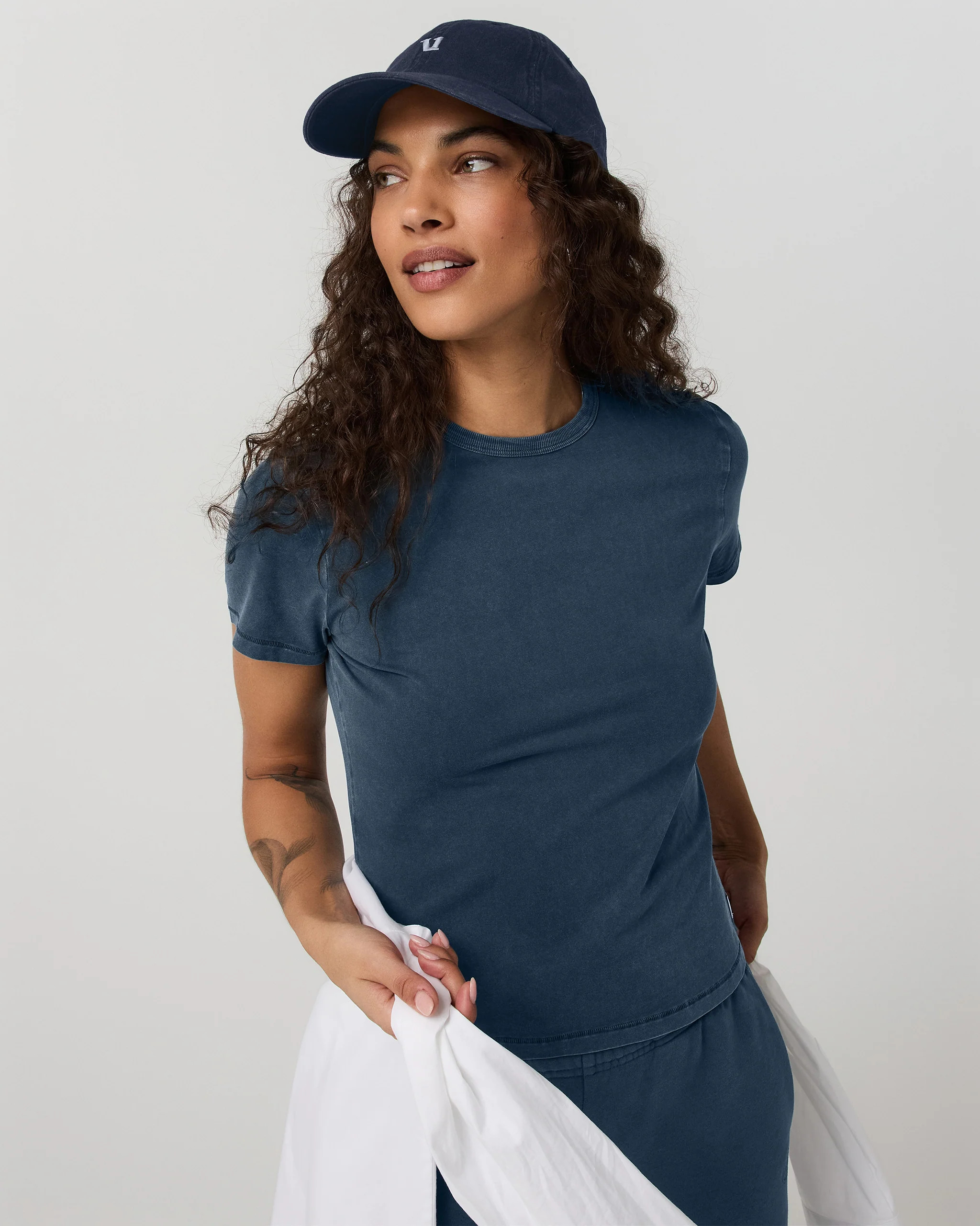 Short Sleeve Feather Classic Tee - Garment Dye | Vuori Clothing (US & Canada)