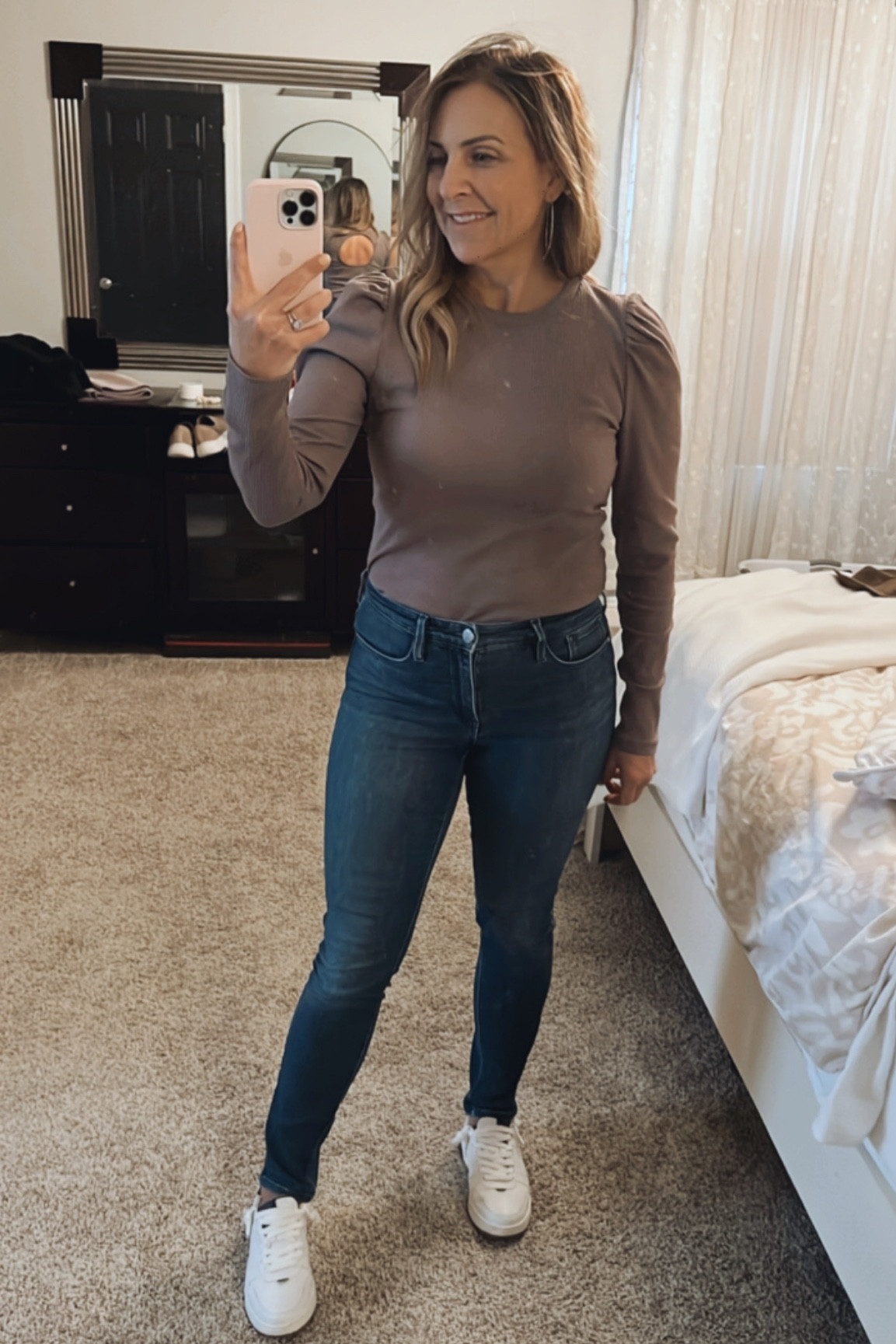 Casual feminine date night shirt!  Love the puff sleeve detail and keyhole back. Great for spring. 



#LTKFind #LTKSeasonal #LTKunder50
