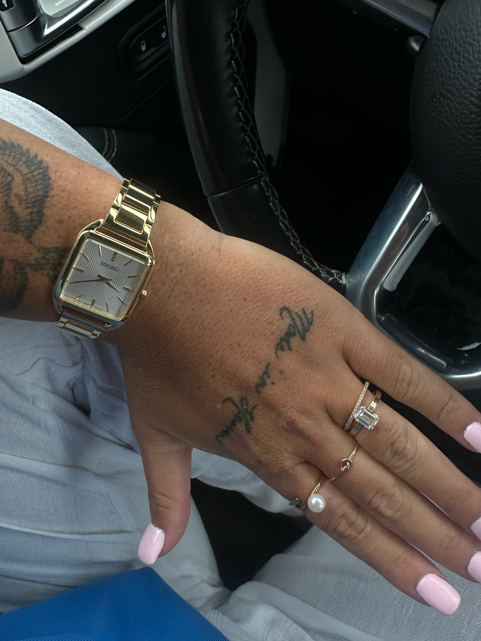 Everyday watch linked 🔗

#LTKNYFW #LTKActive #LTKSeasonal