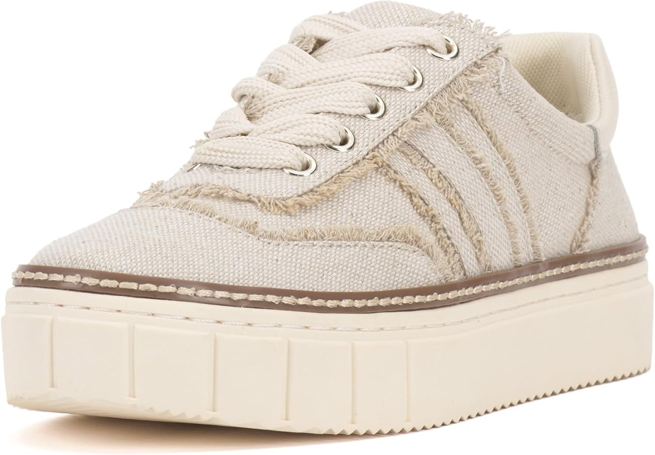 Vince Camuto Women's Reilly Sneaker | Amazon (US)