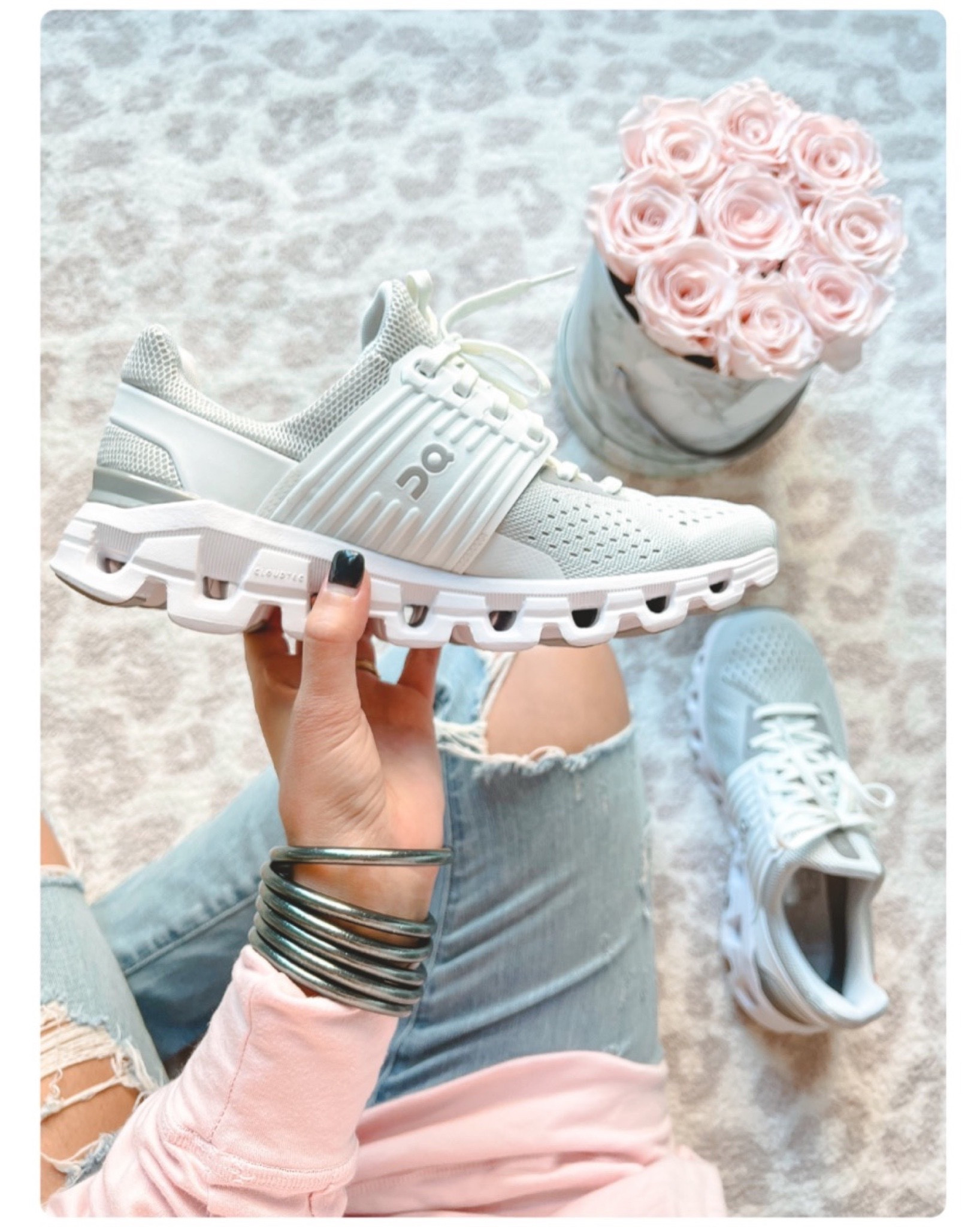 On cloudswift sneakers. Size up half size to a full size if you’re feet swell when working out! I got an 8 and normally do a 7.5 
#



#LTKfitness #LTKshoecrush #LTKSeasonal