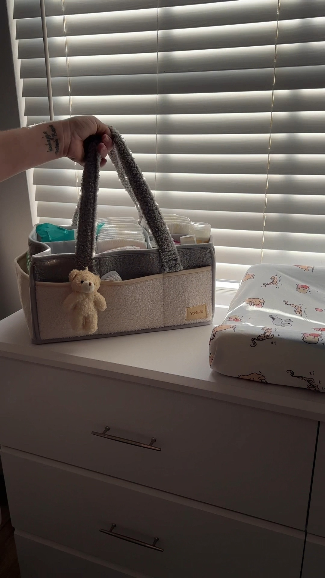 Newborn moms, this Amazon diaper caddy is a MUST! 
Keeps all the essentials (diapers, wipes, creams) in one place—perfect for late-night changes. Plus, it’s portable, stylish, and under $30! Tap to shop this mom-approved organizer! #babyessentials #newbornmusthaves

#LTKFindsUnder50 #LTKBaby #LTKBump