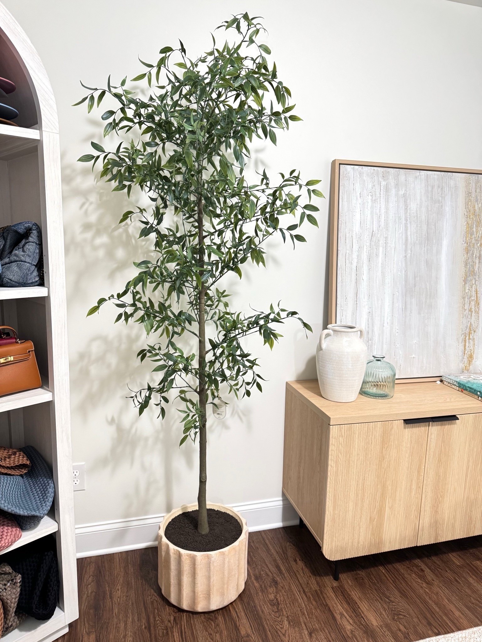 New tree for my office! Obsessed with the pot and height! I did buy online pick up in store since shipping was unavailable 

Faux tree, target, home decor  


#LTKmomlife #LTKFindsUnder100 #LTKHome