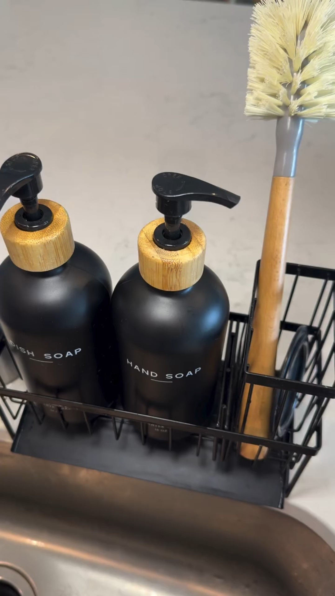 I was so over the puddles around my sink from messy soap bottles 😩 I grabbed this hand + dish soap set and the holder and it’s been a total game changer and it actually looks cute on the counter too 🙌🏼🧼

If you want the link, comment DISHES below and I’ll send it to you!

#AmazonFinds #amazon