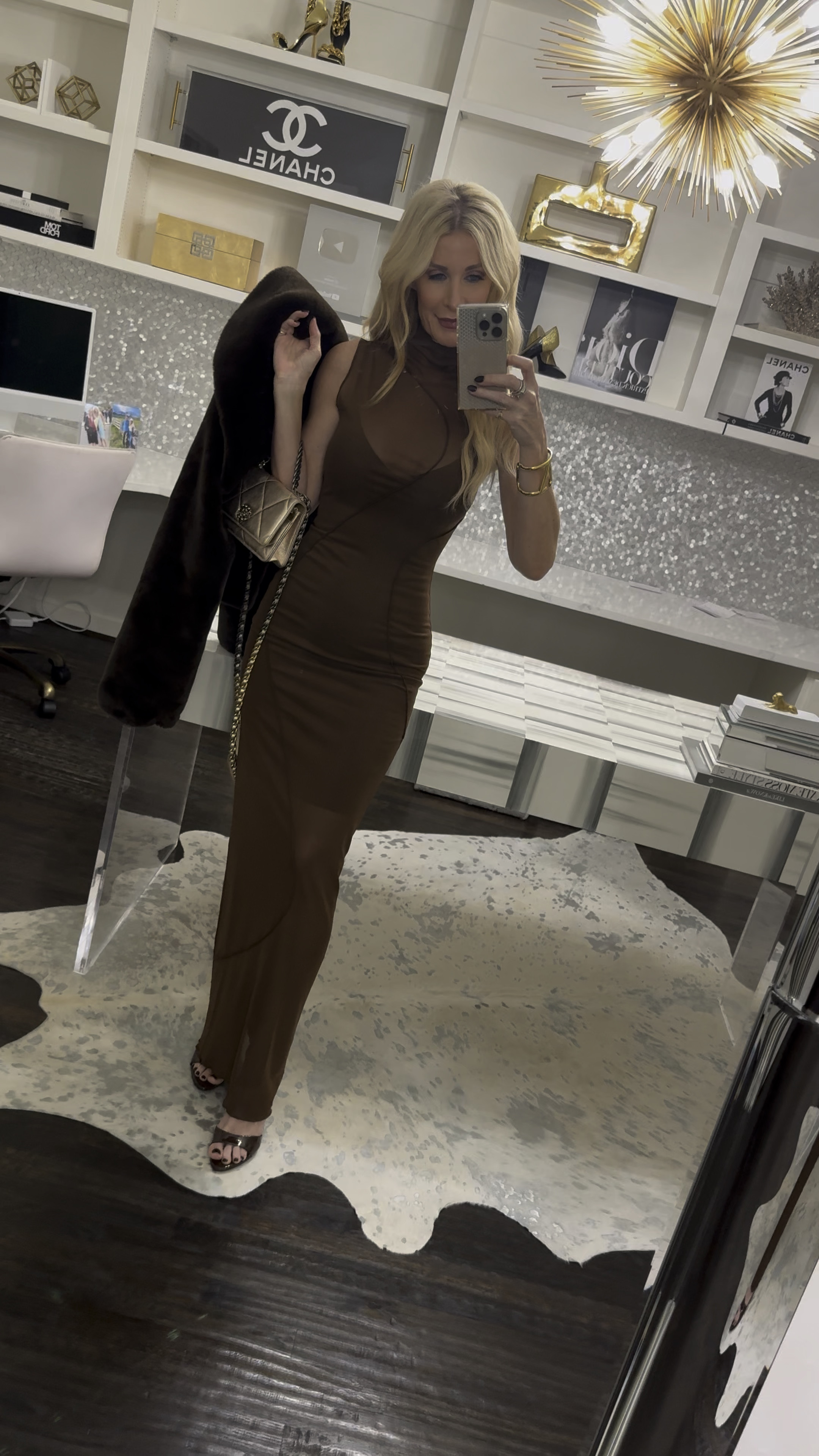 Chic dress perfect for a holiday party, date night, or fun GNO! Wearing an XS. 

#LTKHoliday #LTKParties #LTKOver40