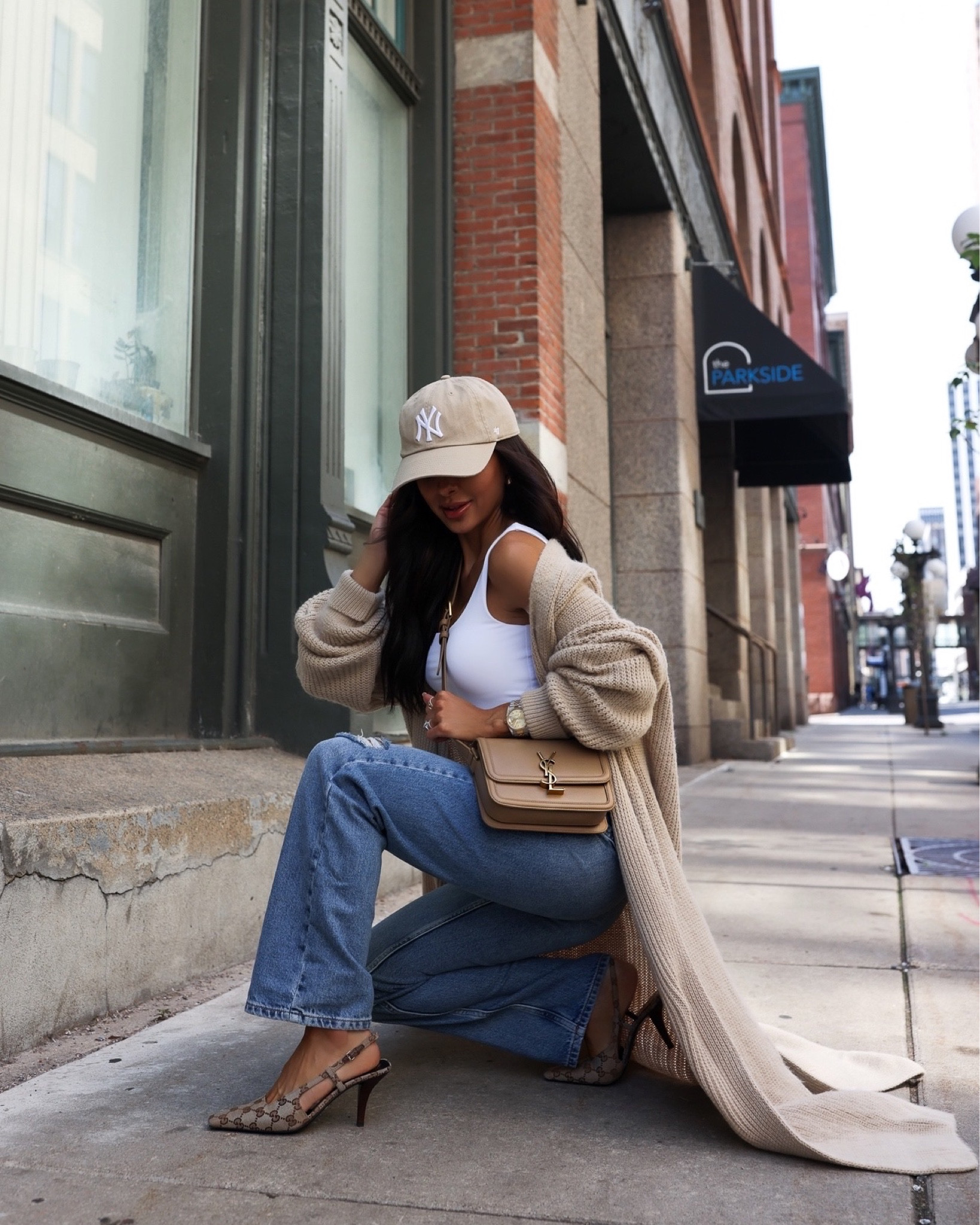 Casual outfit ideas 
Topshop jeans selling fast! Size up
Topshop long camel cardigan wearing an XS
Fall transitional outfit 



#LTKunder100 #LTKstyletip #LTKunder50