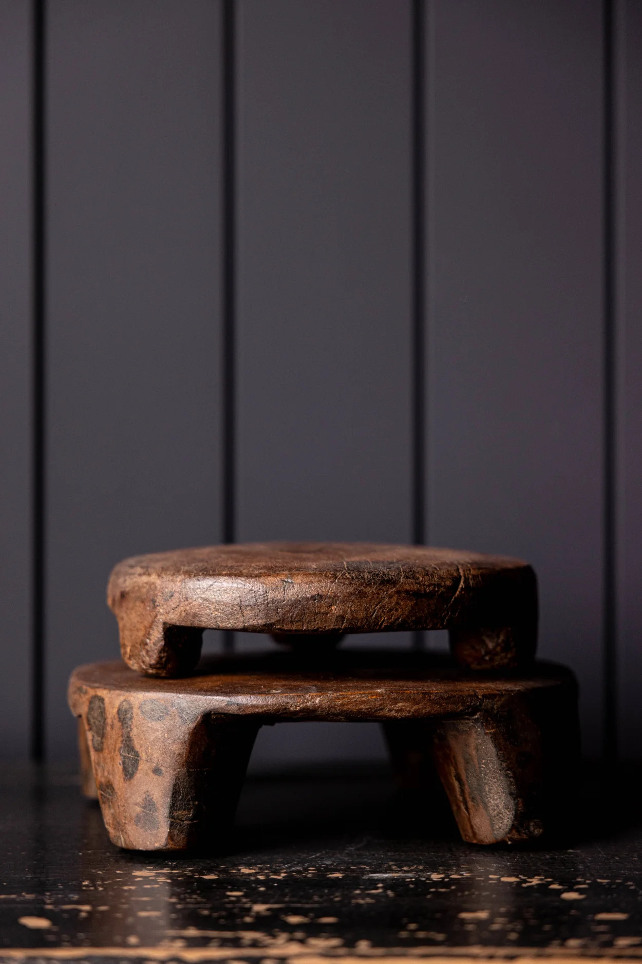 India Dark Wood Chapati Board | Luxe B Co