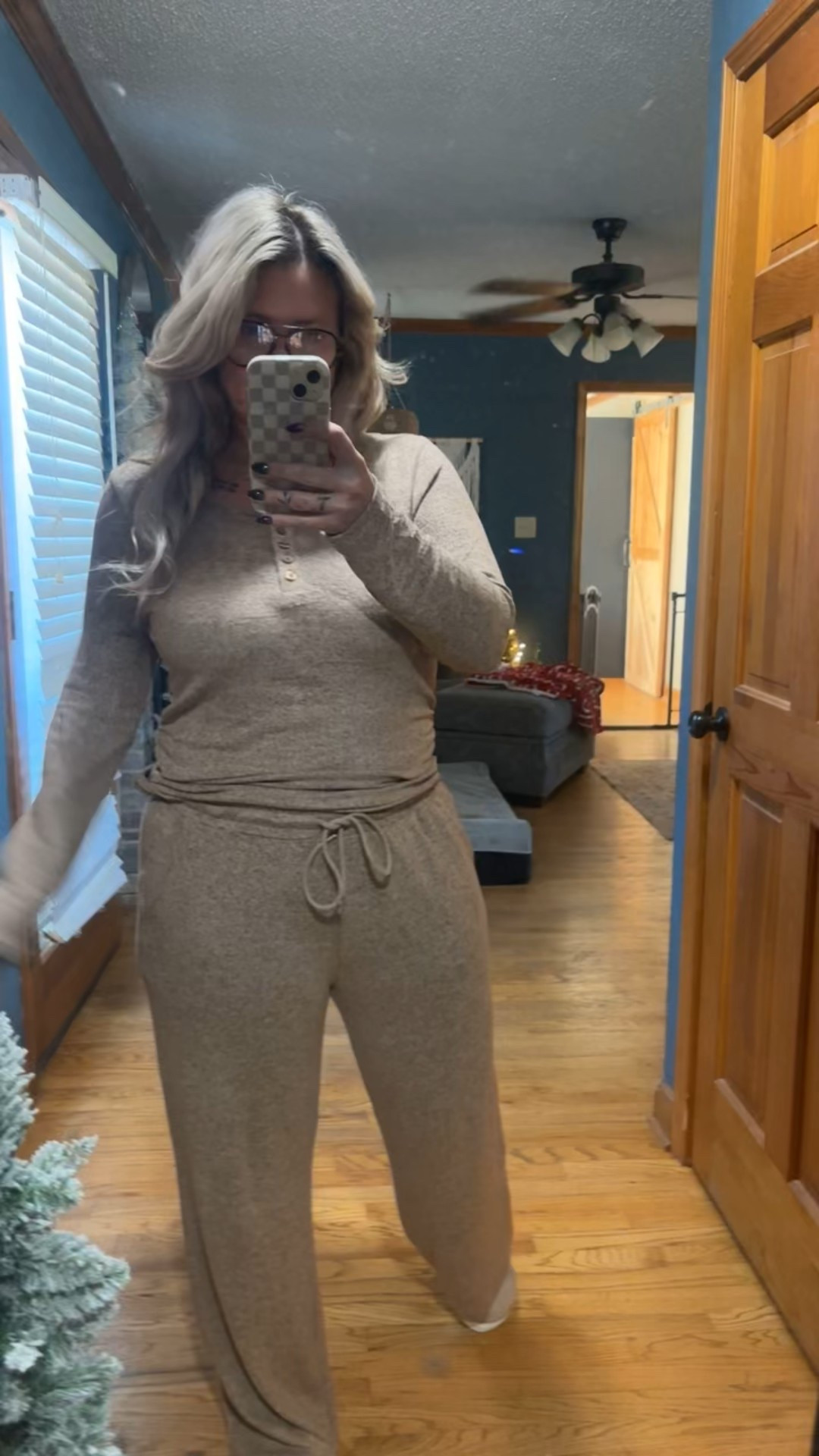 Perfect lounge set!
Size: Large

#LTKFindsUnder50 #LTKMidsize #LTKStyleTip