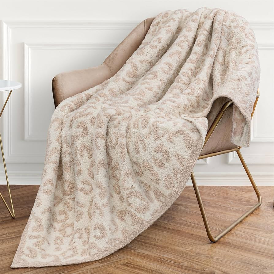 PAVILIA Plush Knit Throw Blanket for Couch, Super Soft Fluffy Throw, Fuzzy Lightweight Blanket fo... | Amazon (US)