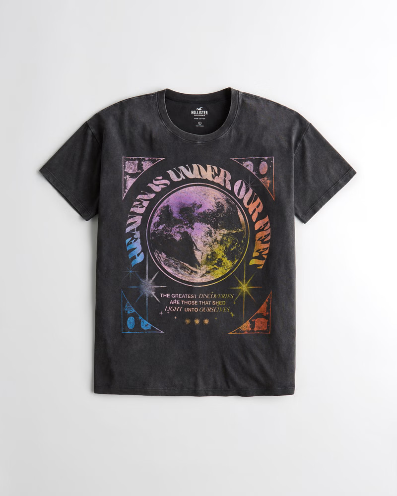 Women's Oversized Print Graphic Dad Tee | Women's Tops | HollisterCo.com | Hollister (US)