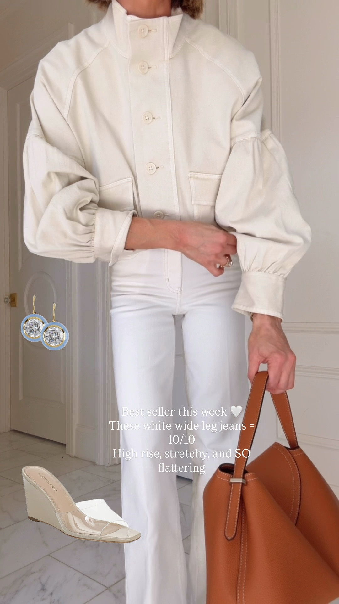 Best seller this week 🤍
These white wide leg jeans = 10/10
High rise, stretchy, and SO flattering

I'm 5'7 wearing size 25 fit tts