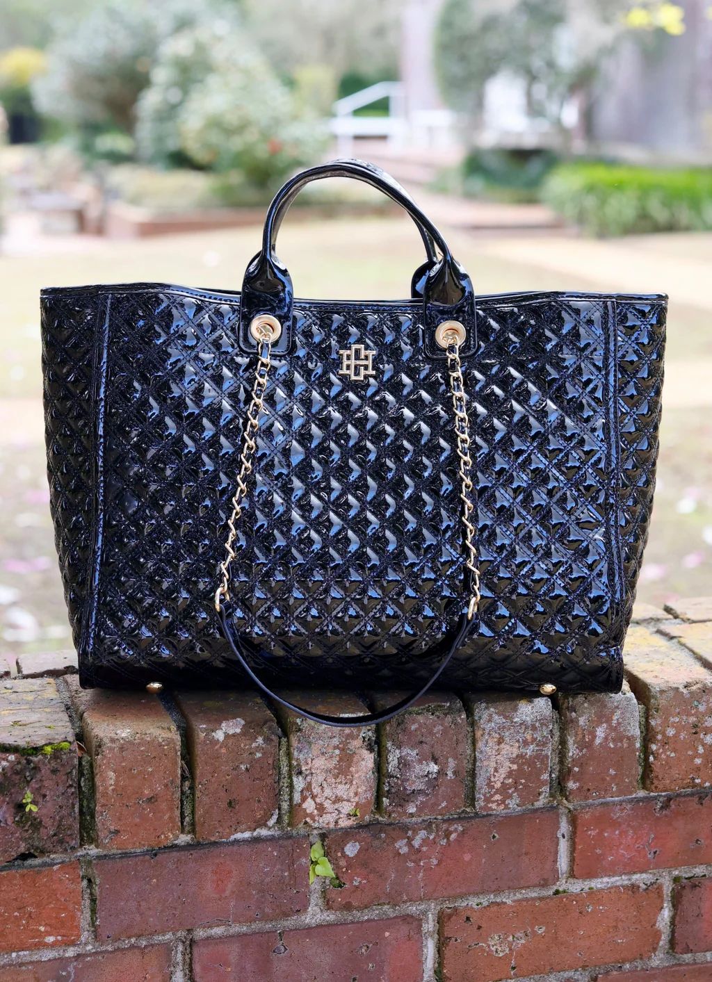 Melissa Tote Bag Black PATENT | Caroline Hill