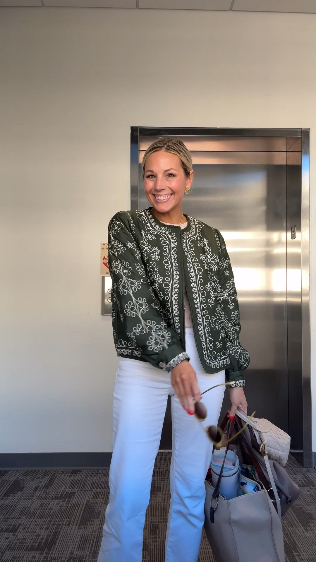 Office OOTD
top and jacket: Amazon size small
Jeans: Avara, size 0, use code bobbi15
Shoes: Target TTS
Purse: private gallery 
Lunchbox: fit and fresh 

#LTKWorkwear #LTKWatchNow #LTKFindsUnder100