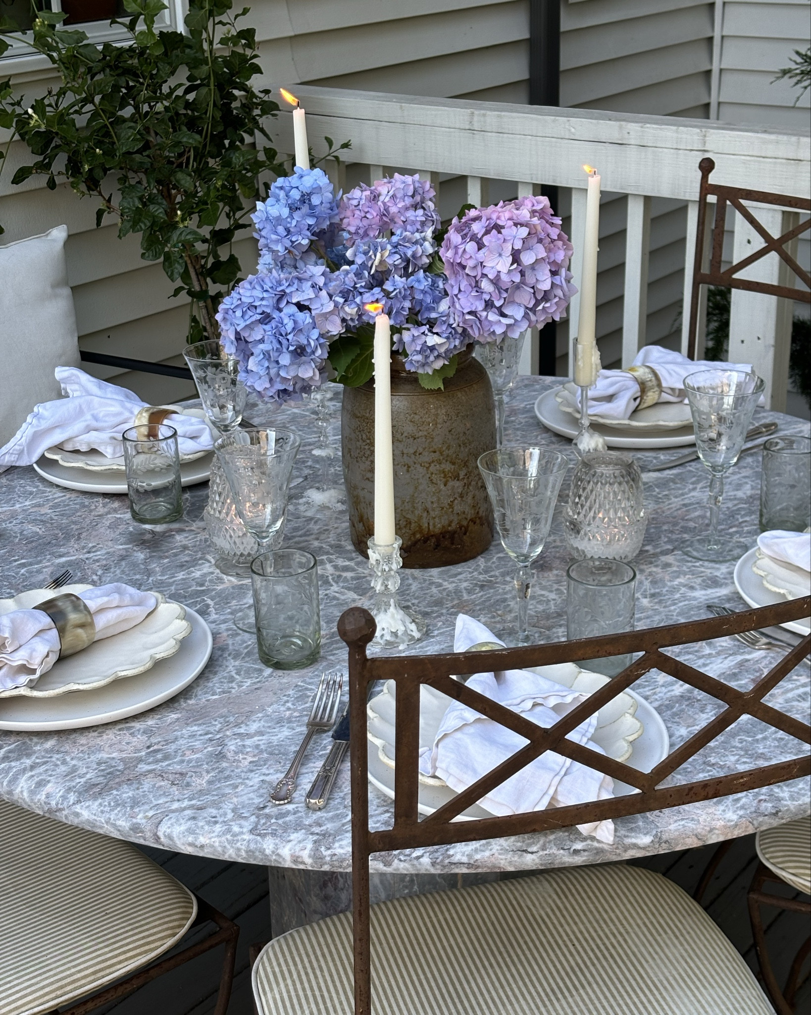 Shop Interior Designer Chelsea Glattman’s hosting essentials 🕊️ #LTKhome 