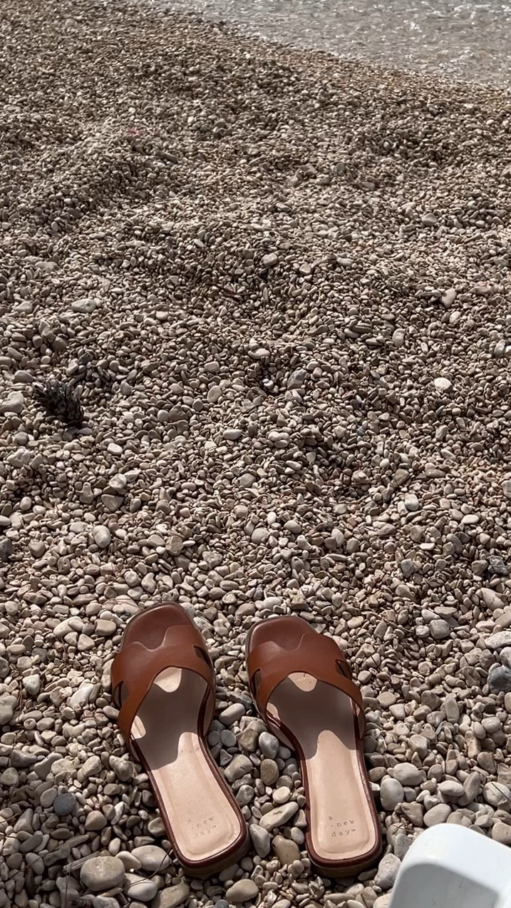 My most worn sandals ✨🤍

#summer #summershoe #sandal #taupesandal #cognacsandal

#LTKSeasonal #LTKShoeCrush #LTKStyleTip