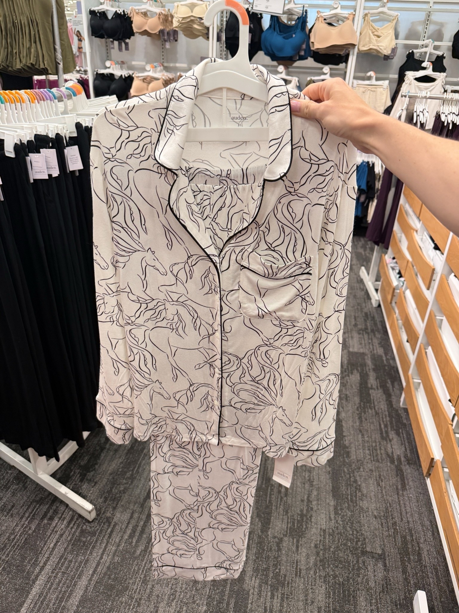 New Auden pjs

#LTKSeasonal #LTKootd #LTKdayinmylife