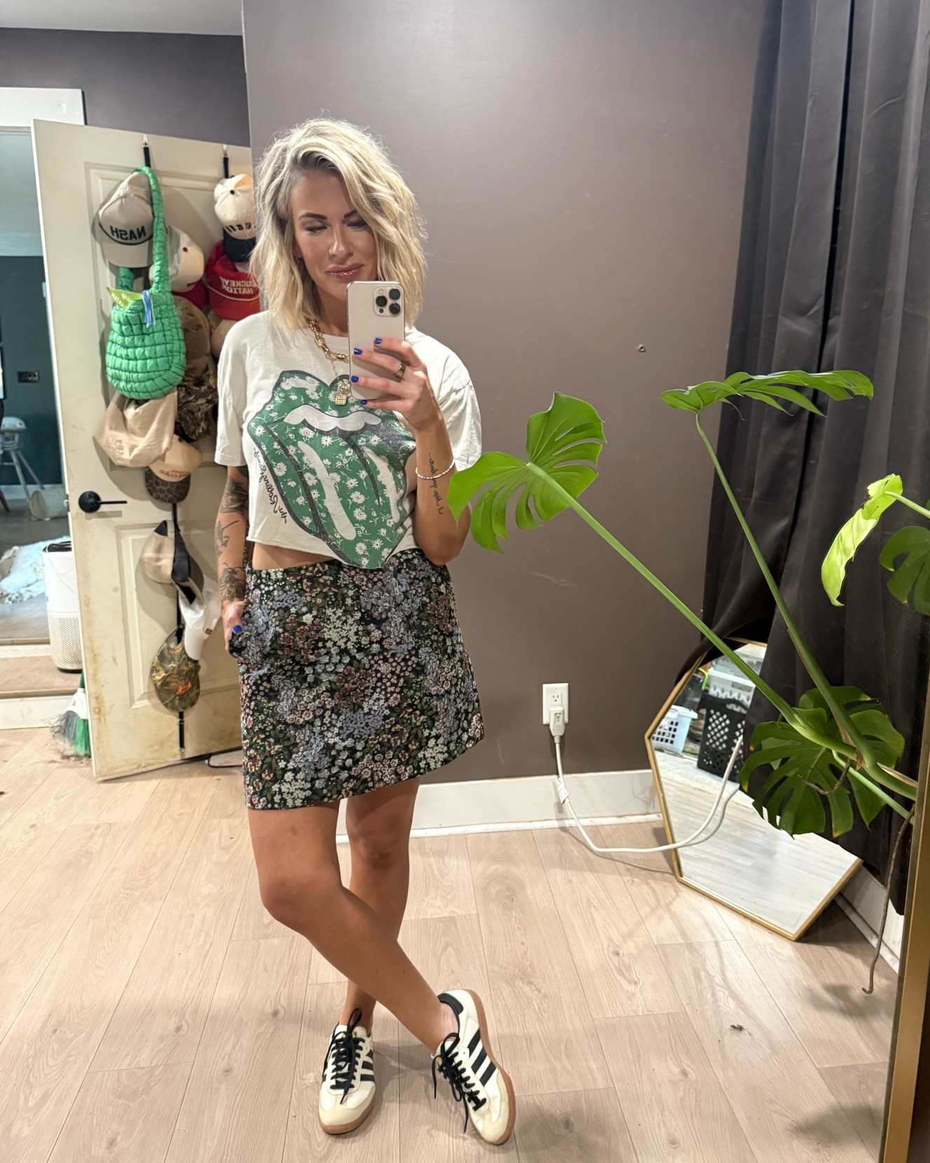 Three cute what’s to wear this skirt- sporty, dressy, and work (untuck the shirt of course). This skirt is so versatile, and perfect for fall as well!! (Couldn’t find my cropped graphic T, but any t shirt will work, and I always crop my own.)

#LTKmomlife #LTKootd #LTKdayinmylife