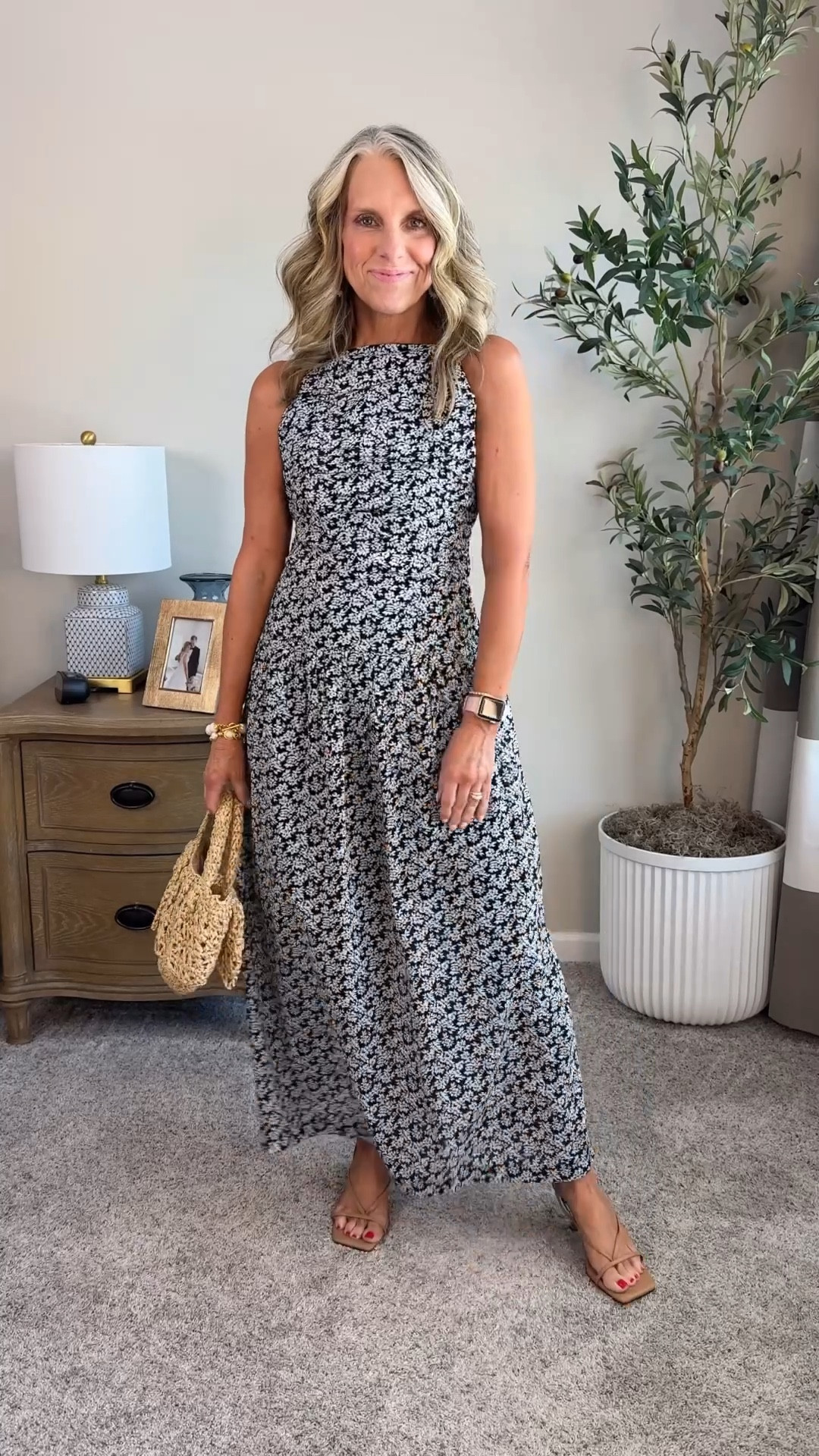 LOFT sale and these are CAUUUTE!!! Wearing XS/2 and 27 pants, 28 white jeans  

#LTKWorkwear #LTKSaleAlert #LTKOver40