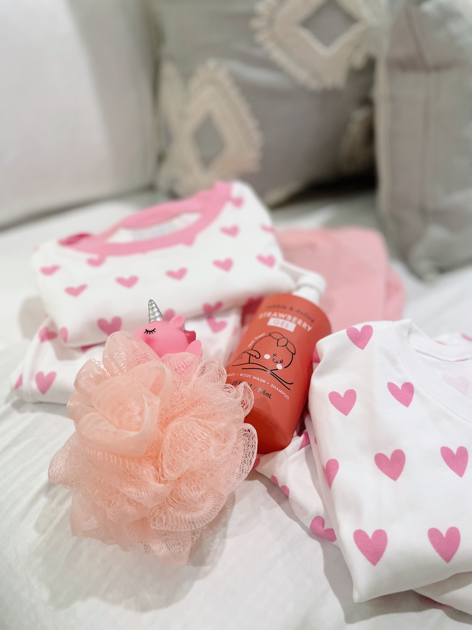 Valentines treats for littles 

#LTKGiftGuide #LTKkids #LTKSeasonal