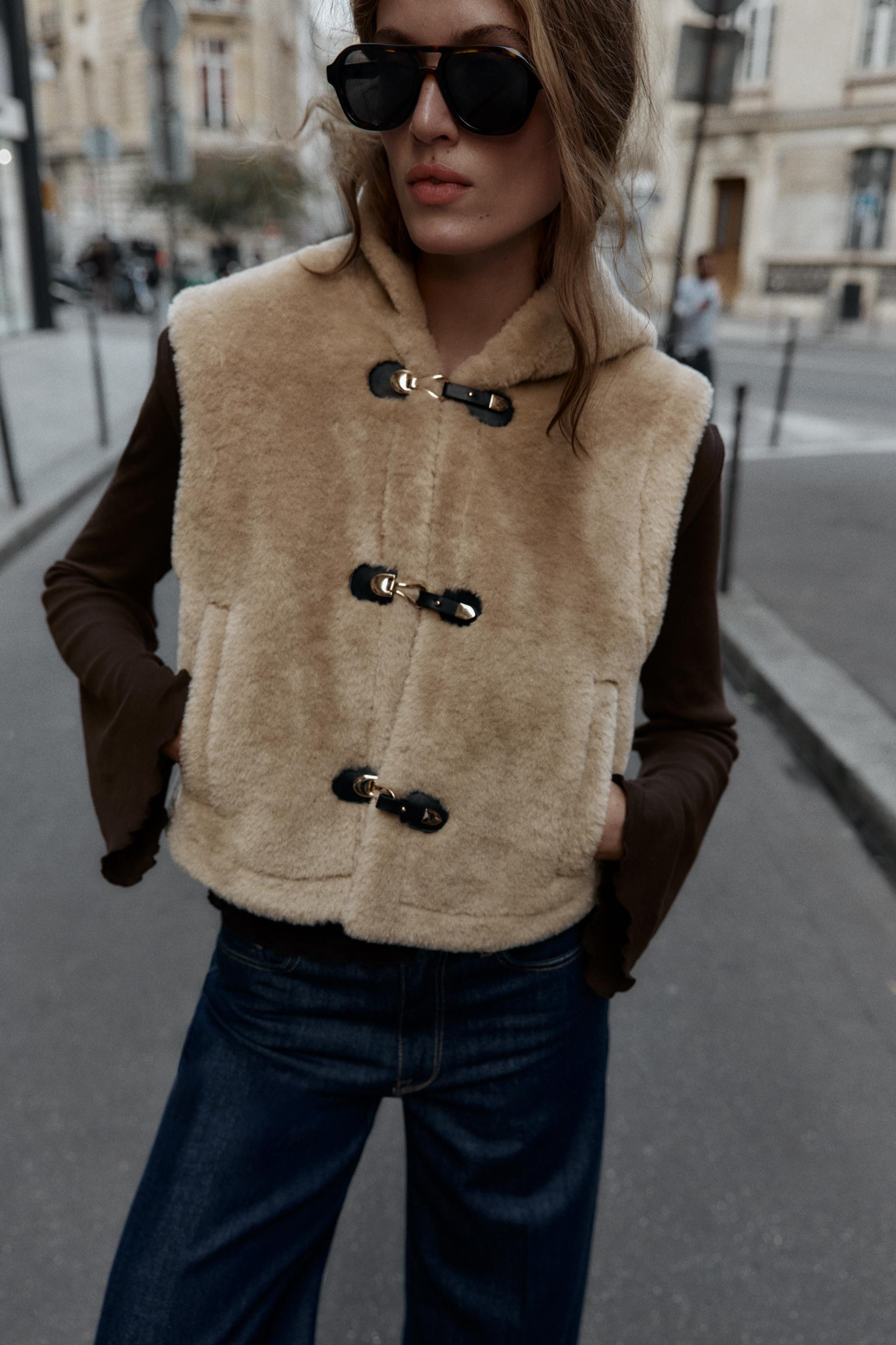 SHEARLING TOGGLE VEST | Zara US