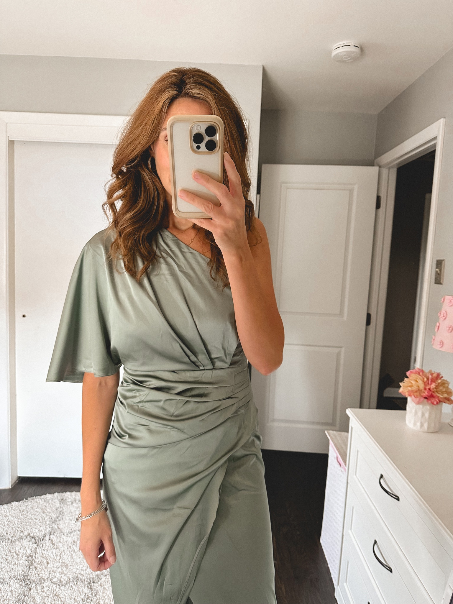 Satin dress from Amazon

Gorgeous! Love the one shoulder and the ruching. 16 other colors 
Fits a little snug in hips so keep that in mind for sizing
I’m in a small
5’8” 125lbs
Wedding guest dress

#LTKover40 #LTKparties #LTKwedding