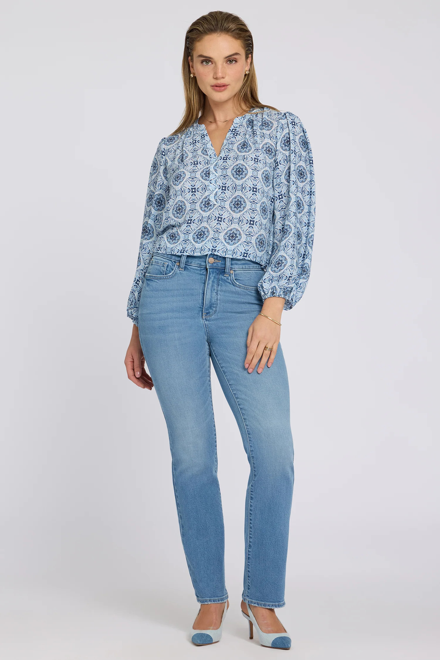 Marilyn Straight Jeans In Petite - Vista Lakes | NYDJ