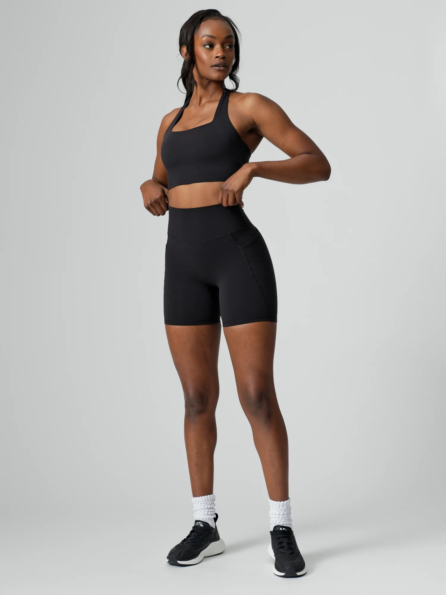 Rosa Pocket Short 6” - Onyx Black | Buffbunny