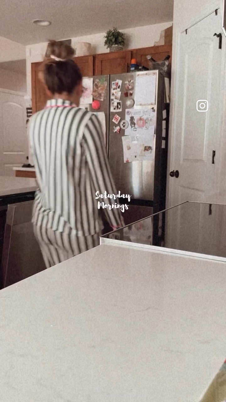 I love a slow morning in cutesy cozy pajamas with no plans and no places to be! Spent my morning sipping my coffee and reading my book. Highly recommend these jammies from kohls! They’re super soft and cozy and of course cute! 



#LTKFindsUnder50 #LTKSaleAlert #LTKStyleTip