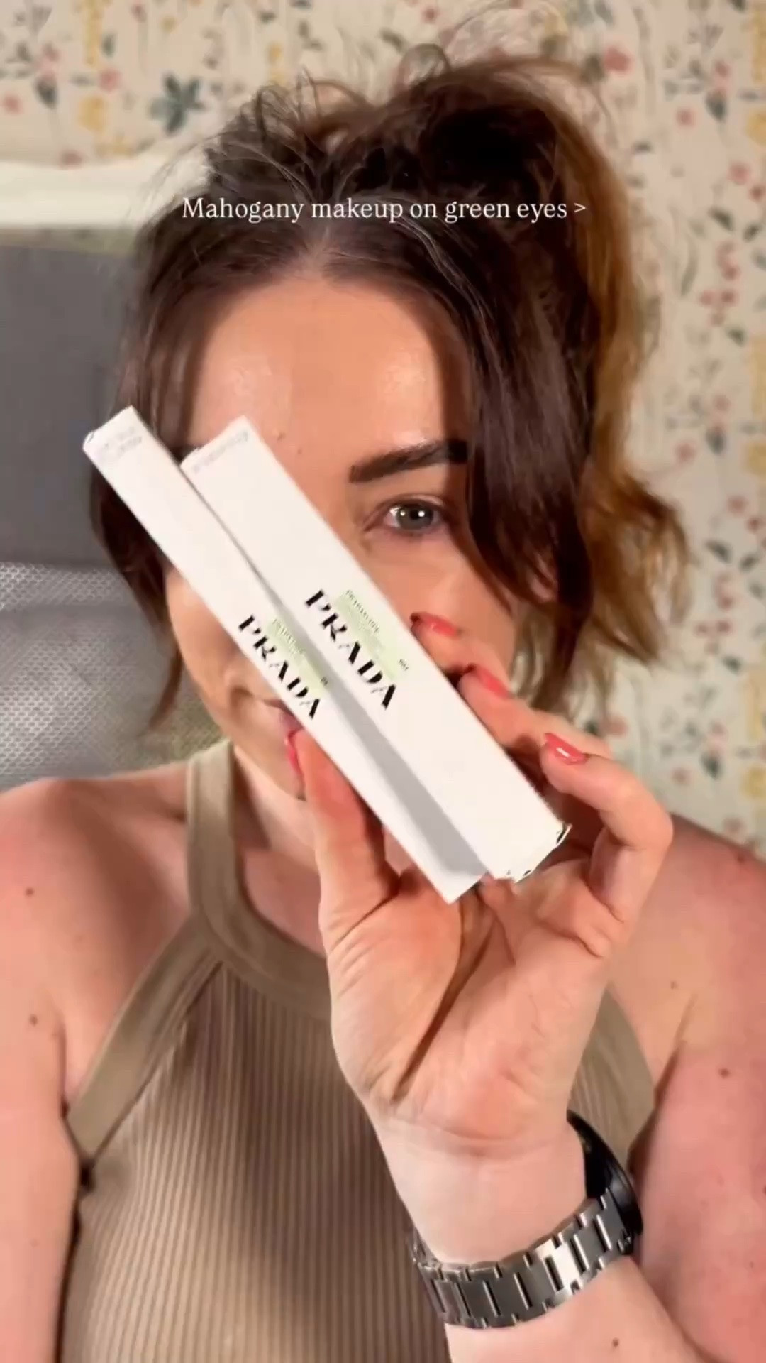Ad|pr - Can we talk about the eyeliner flick that everyone makes look so easy?! As someone who still has good eyeliner days and bad eyeliner days at 34, I’m always looking for products that make the whole process less of a struggle. 

I used the @pradabeauty liner for this look and honestly, the creamy, blendable formula made getting that little flick so much easier than I expected. No dragging, no fighting with it, just a really smooth application that gave me the look I was after.

I then finished everything off with Pradascope mascara in mahogany and I am so in love with how it turned out. The colour is gorgeous, soft enough for everyday but still gives definition, and if you have green eyes, I genuinely think you need to try it because it makes them pop beautifully.

One thing I will say though… Prada, why is the mahogany mascara packaged in black?!
Give me a mahogany tube! Not only would it be prettier, but it would save me precious time in working out which one is black and which one is mahogany.

Packaging opinions aside, this combo is such a win for me and one I’d happily recommend.
 
#makeup #pradabeauty #MyOneGlidePrada #makeuplook