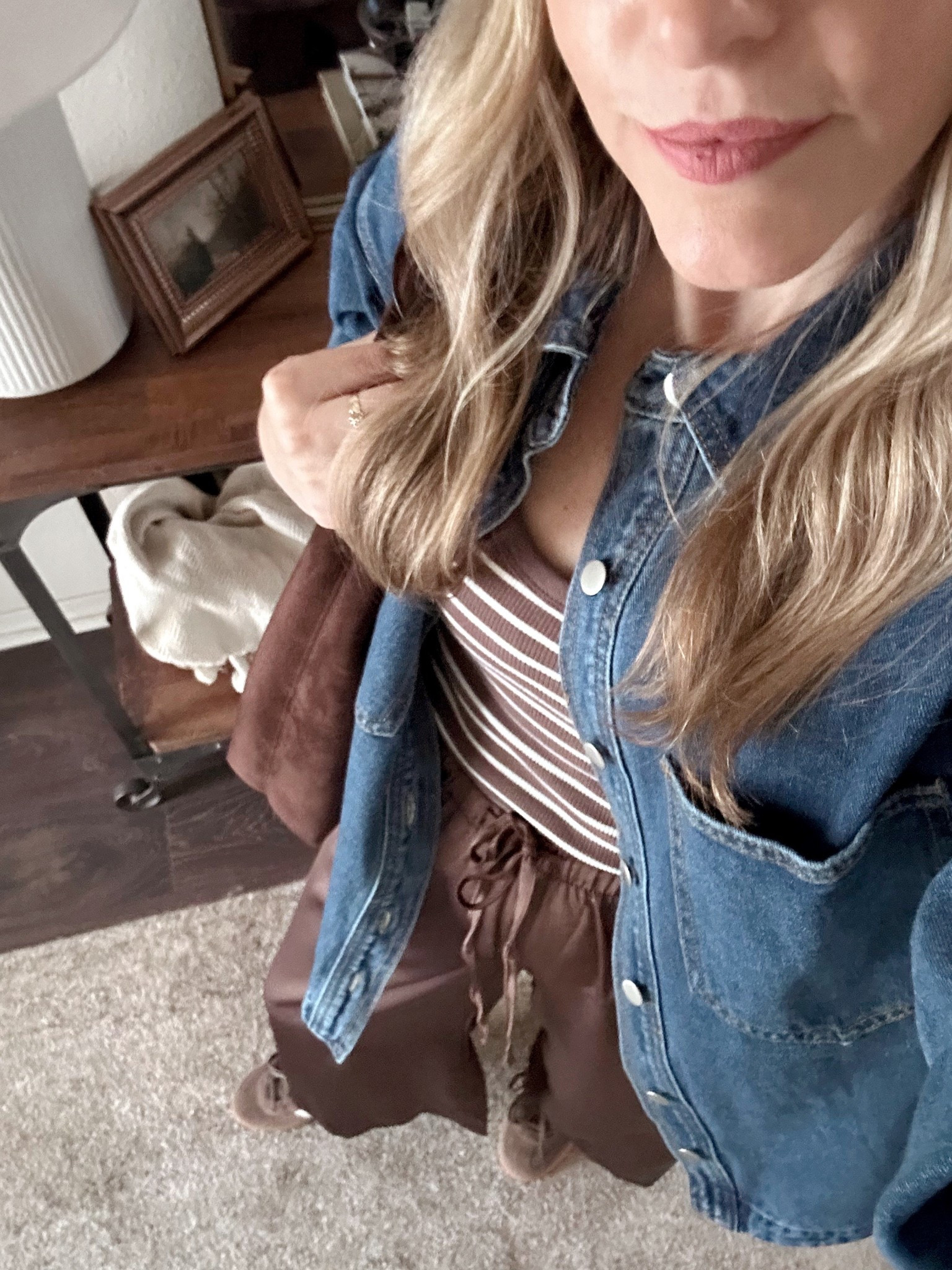 silk, stripes, shacket, suede, sneakers 👖🤎

Brown silk pants
Brown striped tank
Dark denim jacket
Brown suede bag 

#LTKOver40 #LTKootd #LTKSeasonal