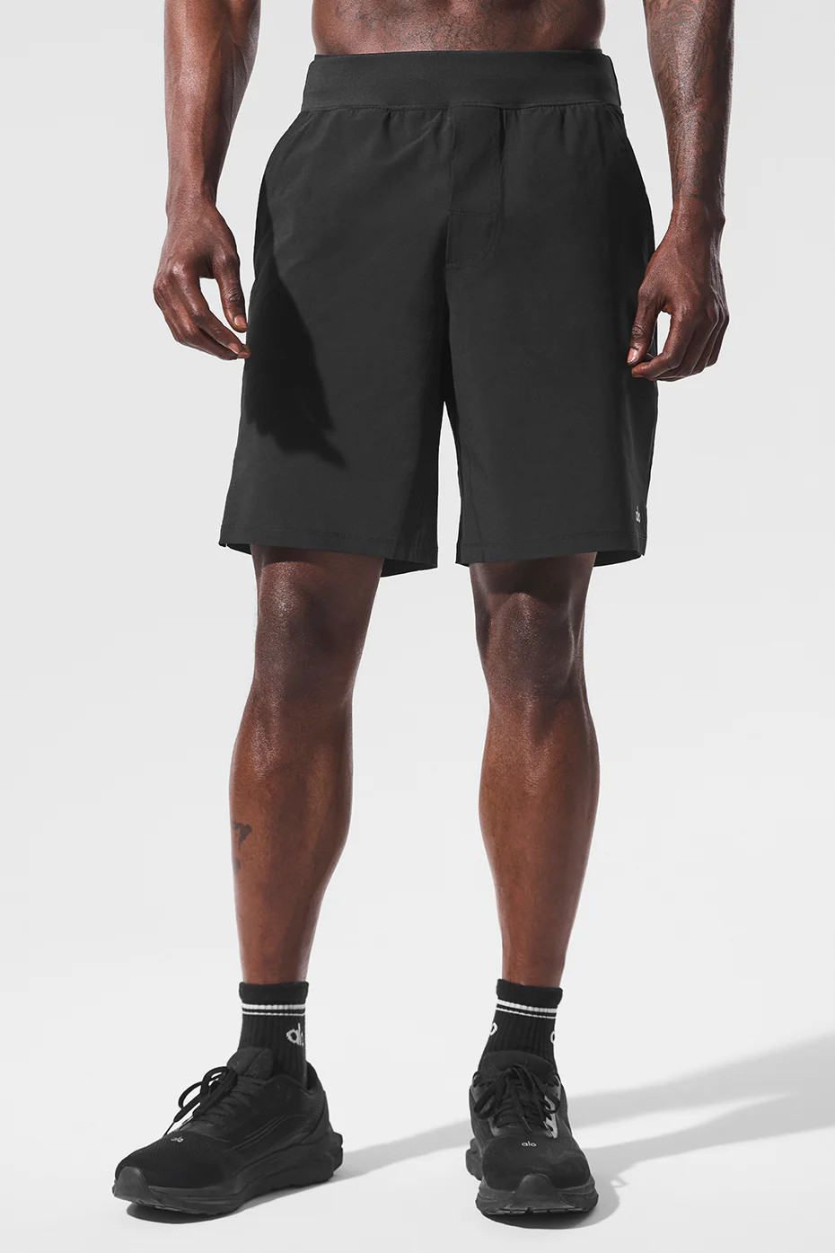 ALO | 9" Repetition Short in Black, Size: XL | Alo Yoga (US)