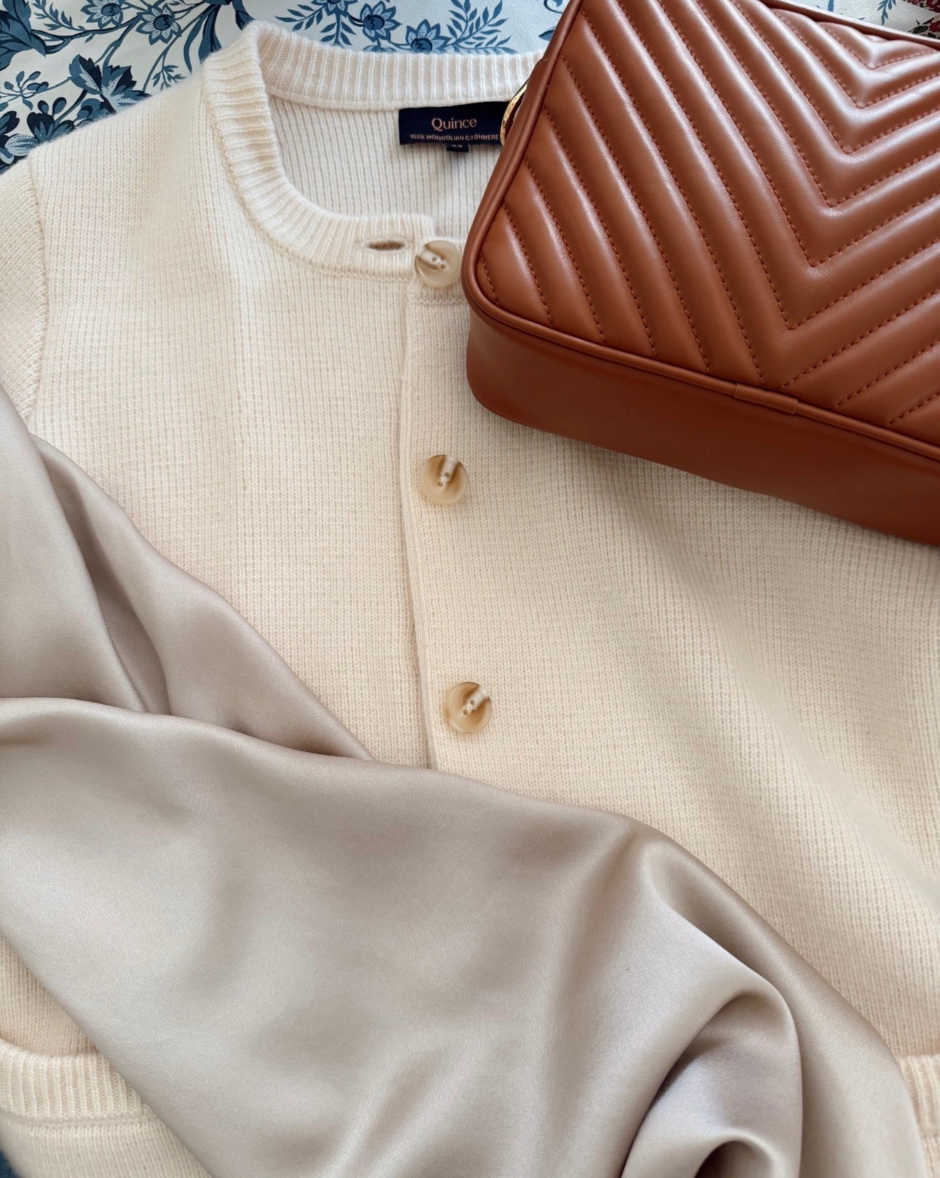 #quincepartner @onequince cashmere, leather and washable silk 

#LTKGiftGuide #LTKHoliday