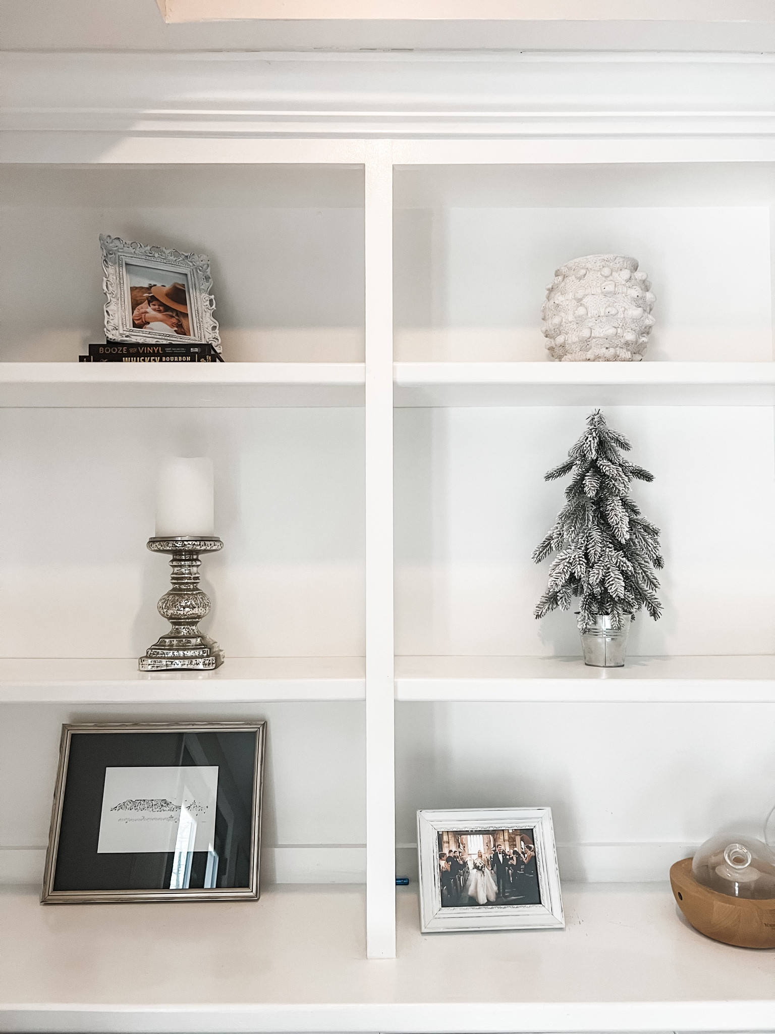 Minka hand painted ceramic pot // Just grabbed two of these in size MEDIUM for our open shelves. They are water tight so you can use as a vase too! 

Follow my shop @honestcravings on the @shop.LTK app to shop this post and get my exclusive app-only content!

#liketkit #LTKFind #LTKunder100 #LTKhome
@shop.ltk
https://liketk.it/3YZSR