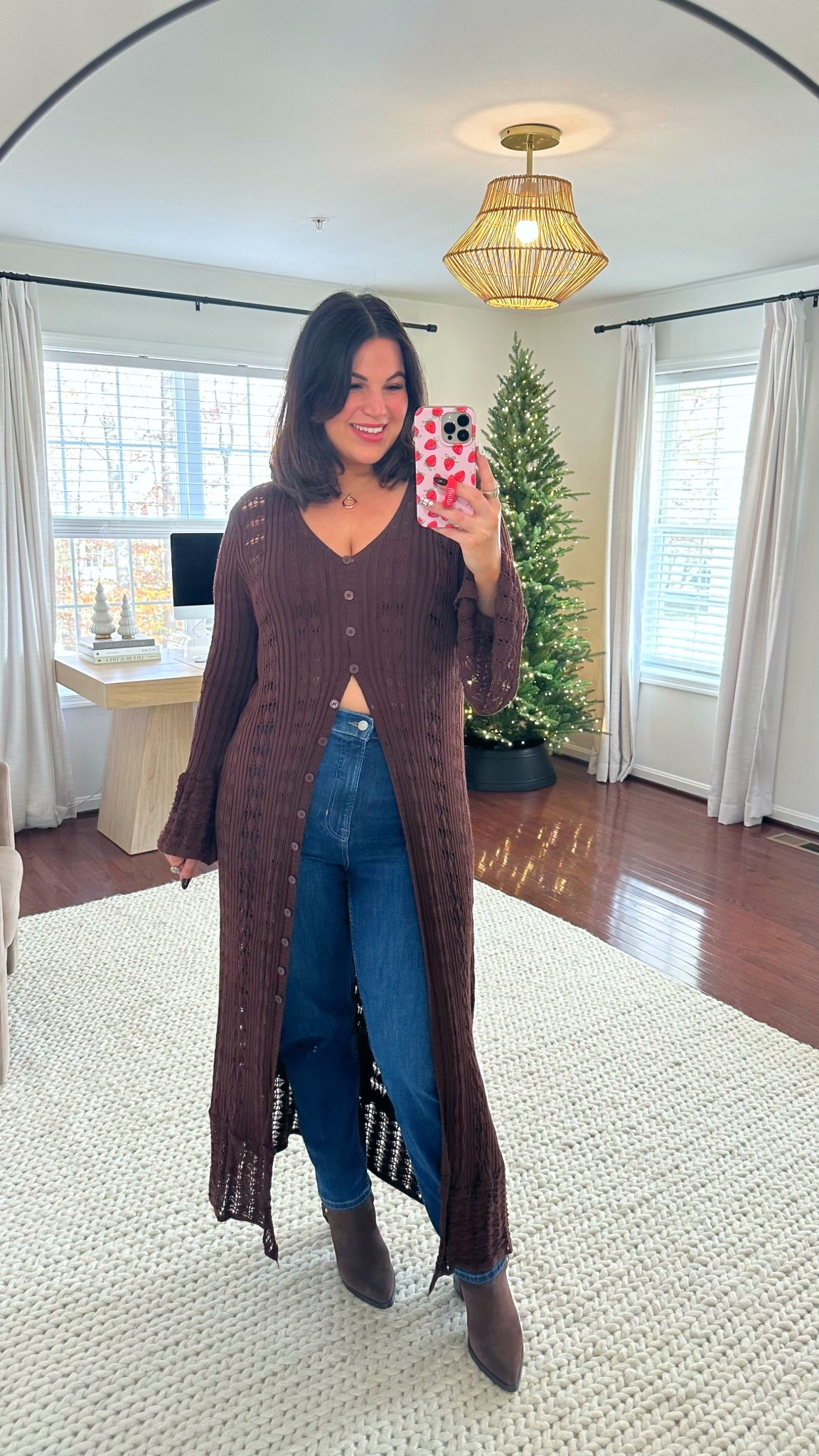 Spanx is offering 30% off sitewide for Black Friday! Loving these jeans!

Jeans - size 14 tall 
Top - xl
Boots - 10 



#LTKCyberWeek #LTKMidsize #LTKHoliday