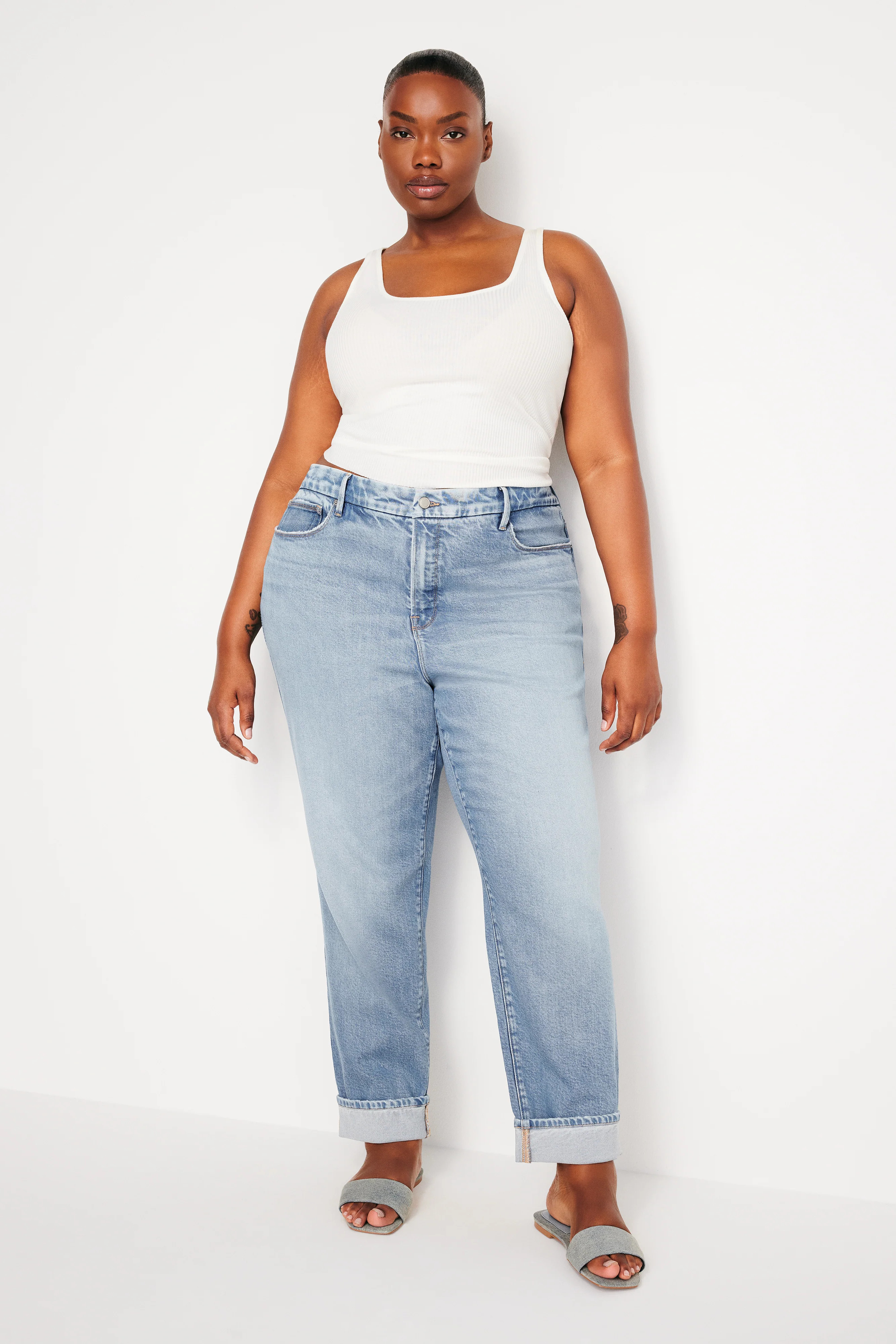 THE WEEKENDER JEANS | Good American