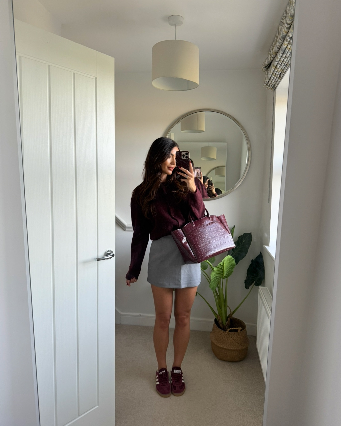 Back to work vibes in this little grey mini skirt #miniskirt #autumnskirts 

#LTKautumn #LTKuk #LTKeurope