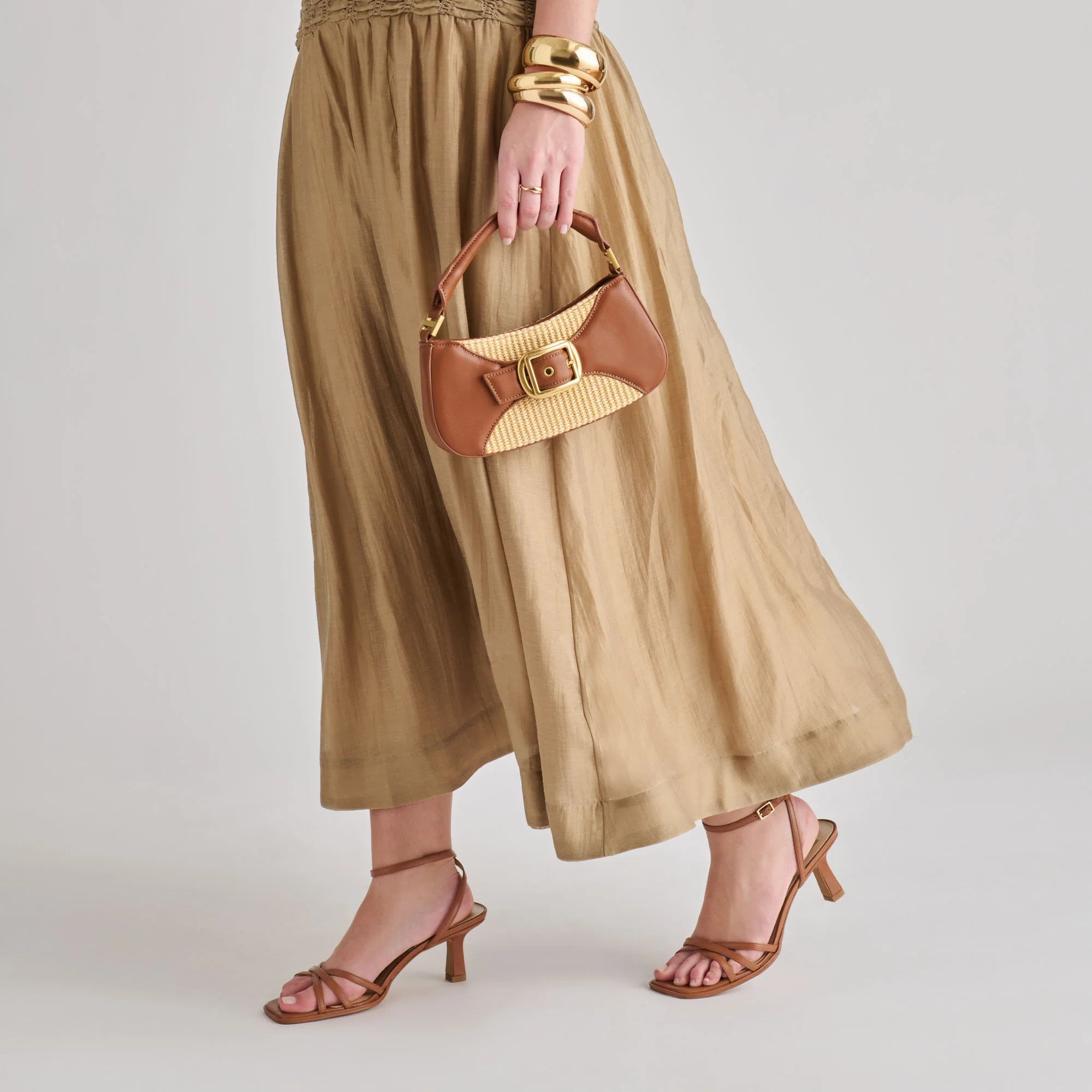 Manji Heels Saddle Leather | DolceVita.com