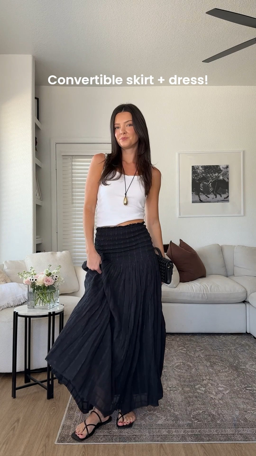 I’m 5’7” wearing a small in the tank top and XS in the skirt! 